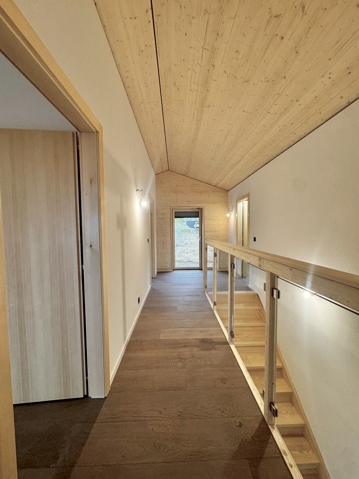 intérieur du premier chalet construit