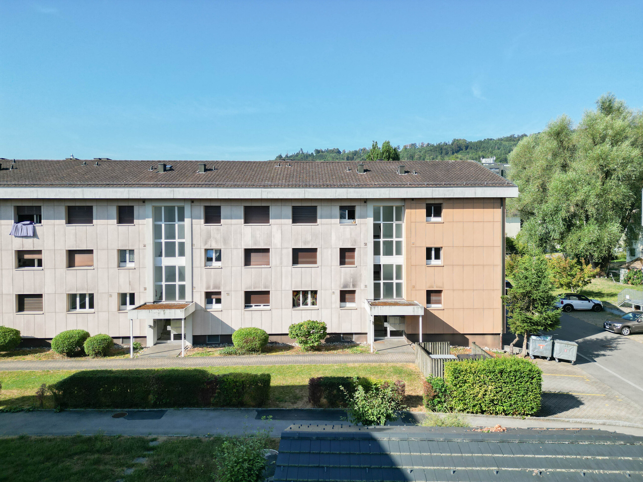 Exterior view 1