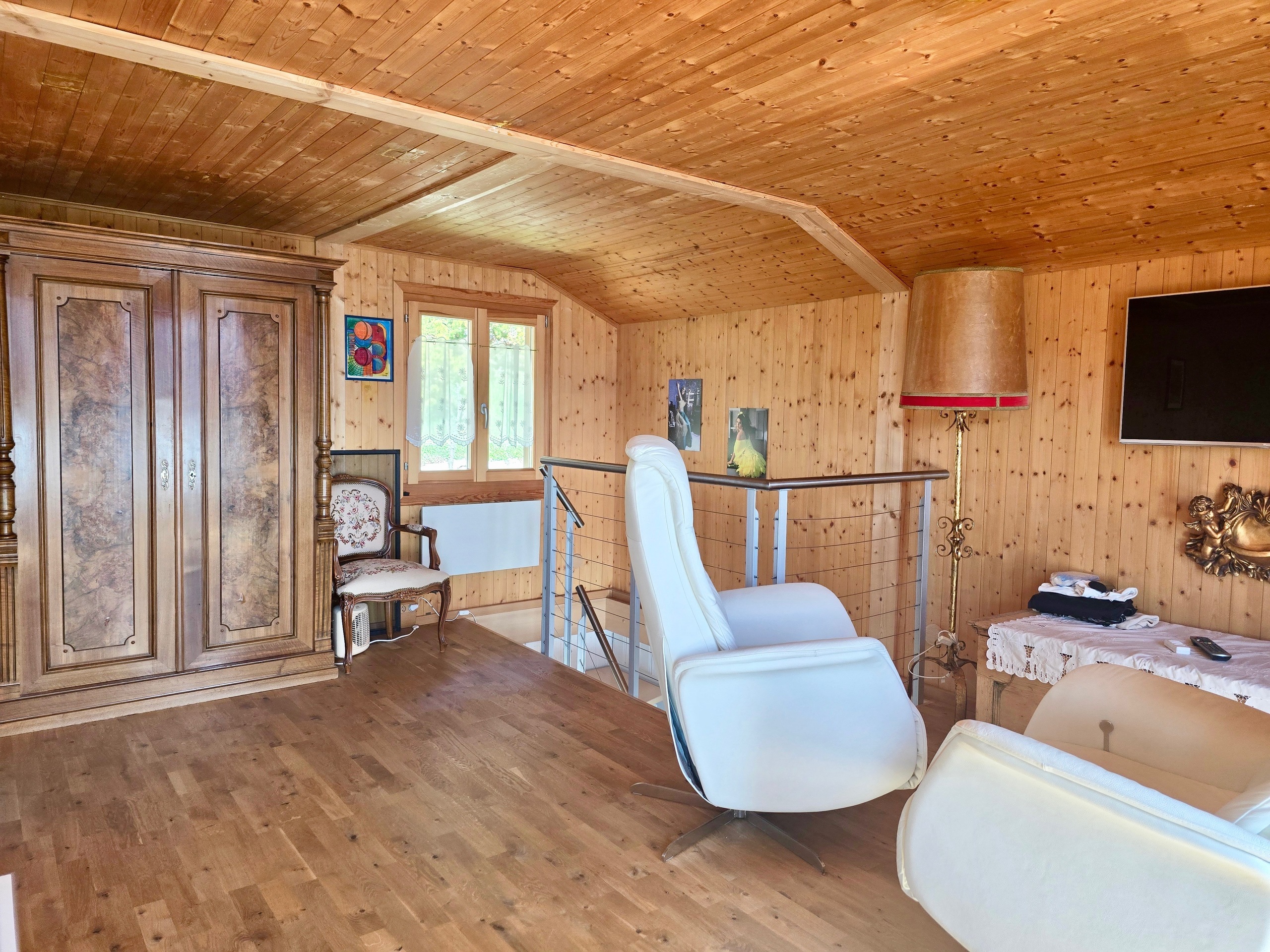 Interior view 3