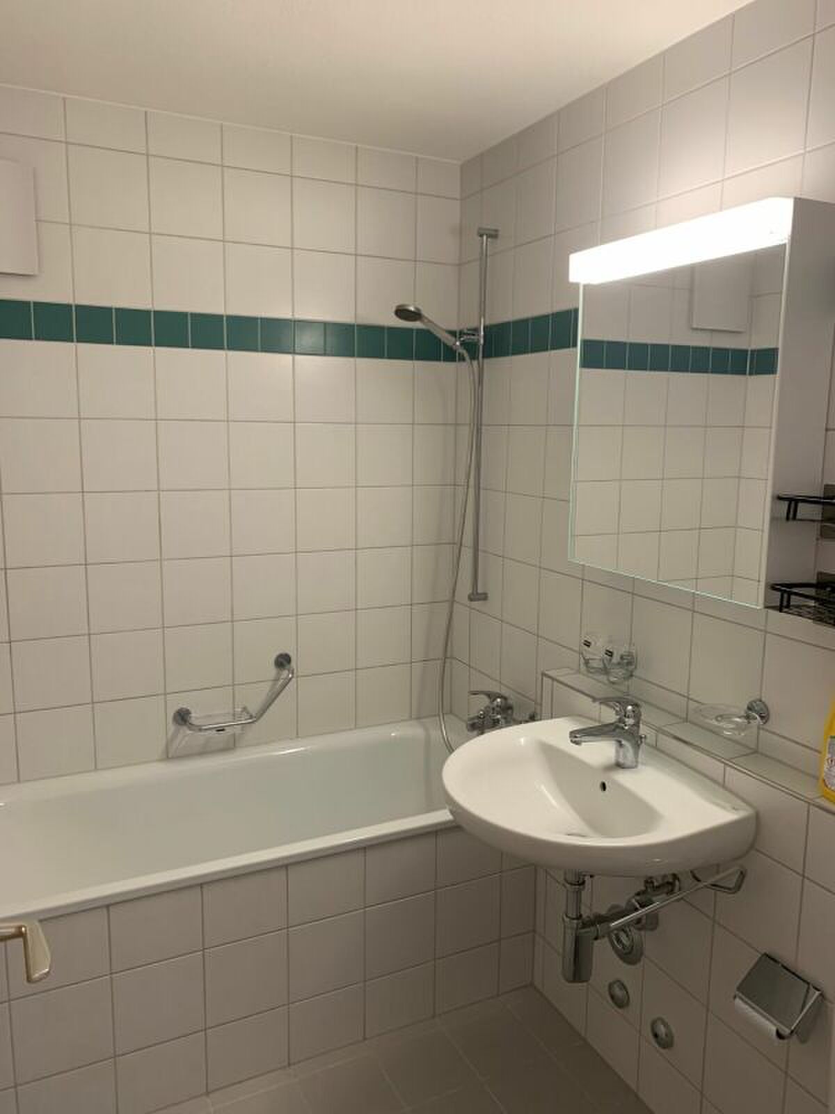Photo 2