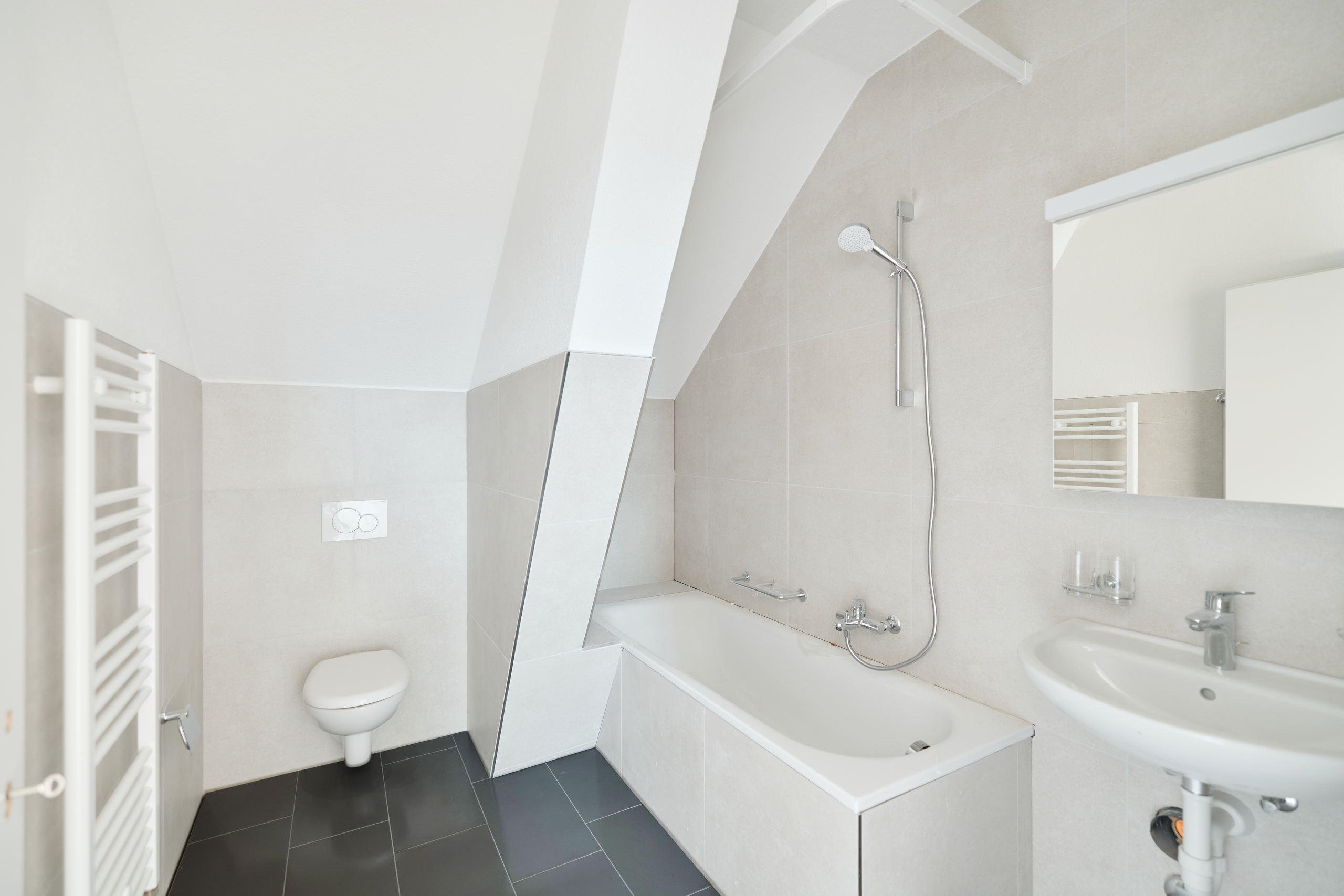 Interior view 3