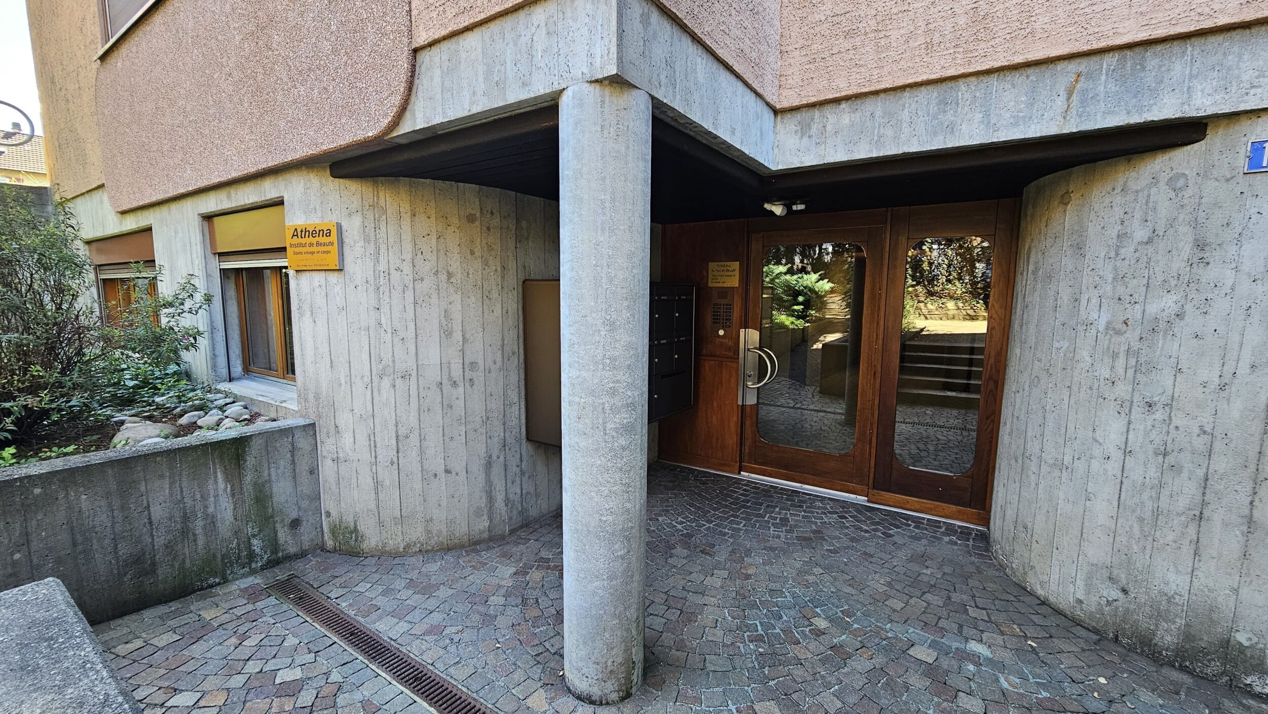 Firstview