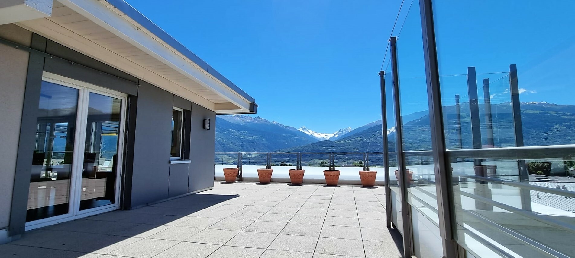 Terrasse ouest Terrasse ouest