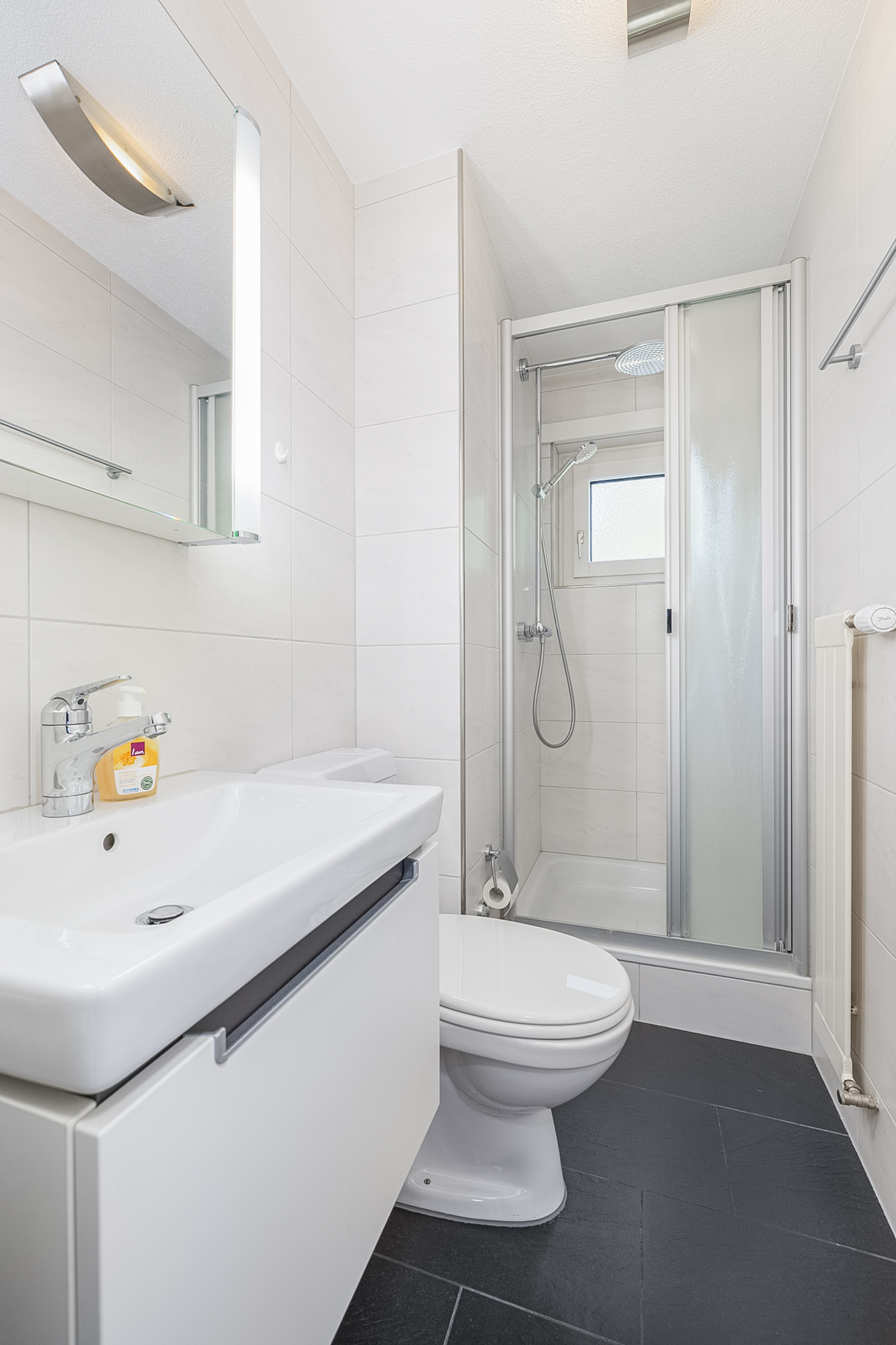 Interior view 7