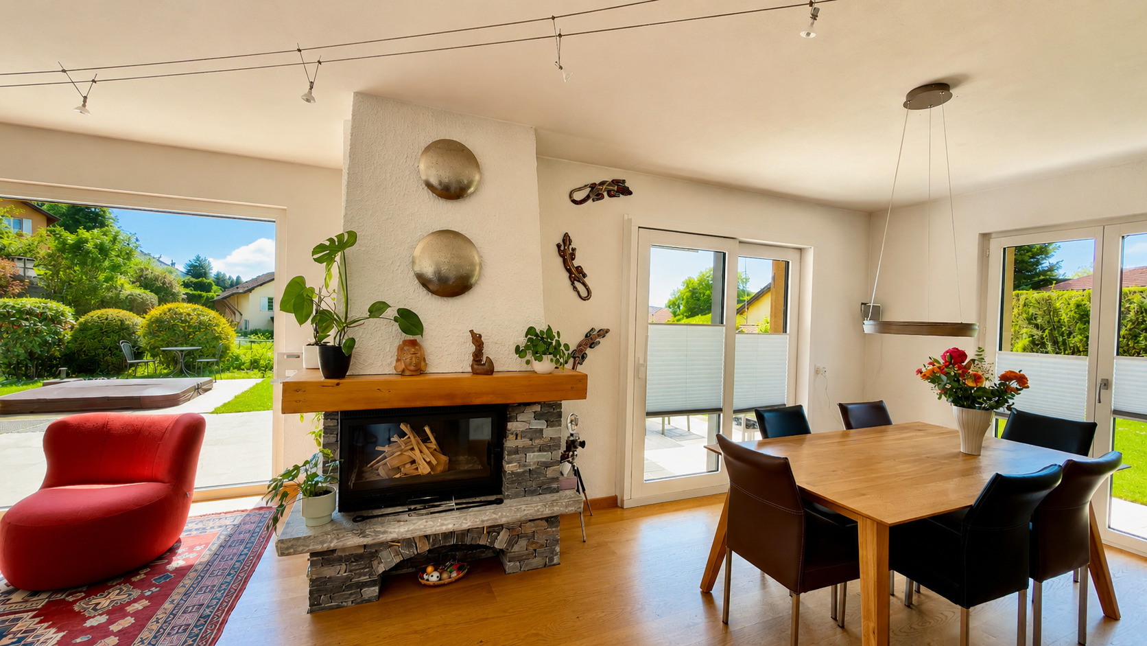 Interior view 1