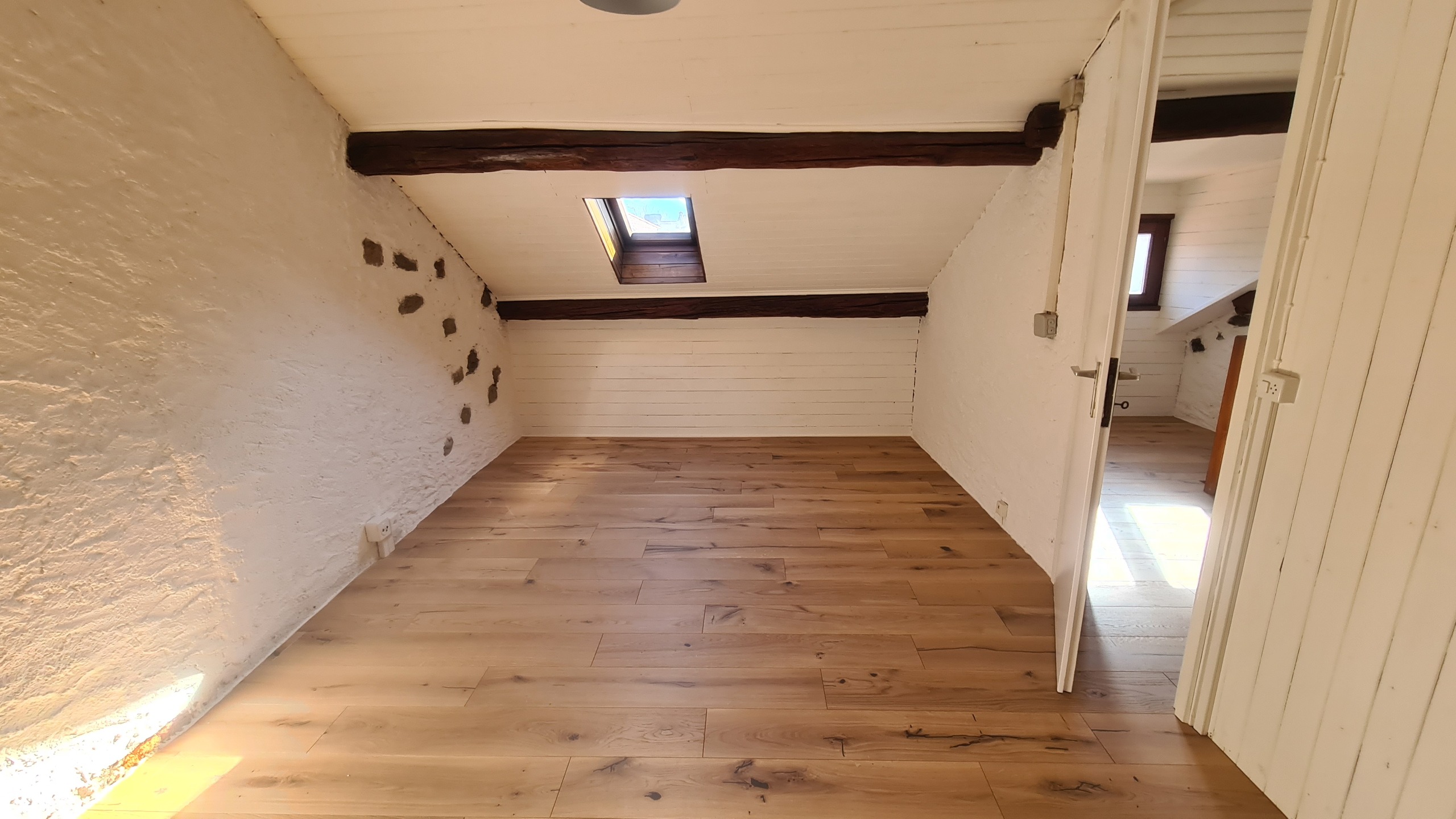 Interior view 6