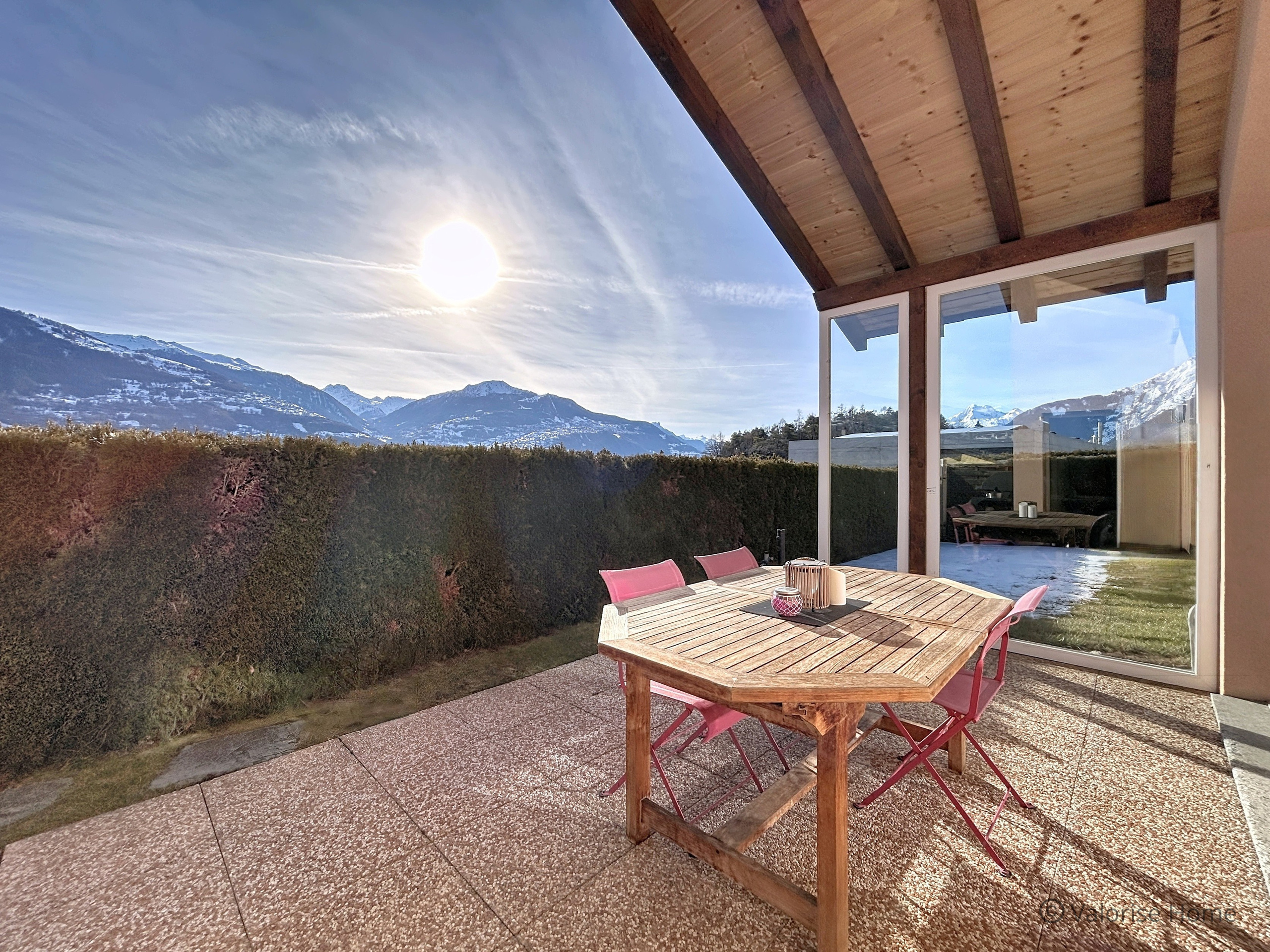 Terrasse et panorama sud-ouest
