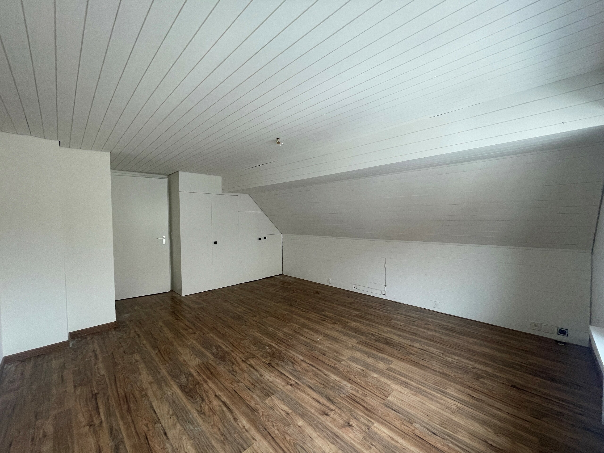 Zimmer 3 mit Einbauschrank