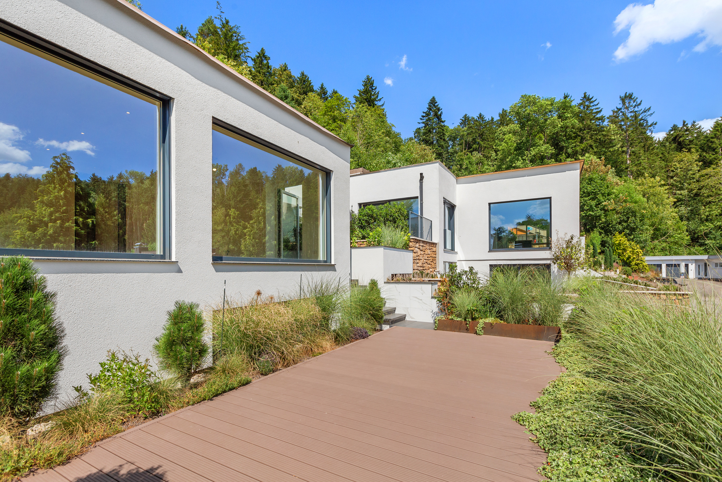 Geniessen Sie entspannte Stunden mit Ausblick ins Grüne.