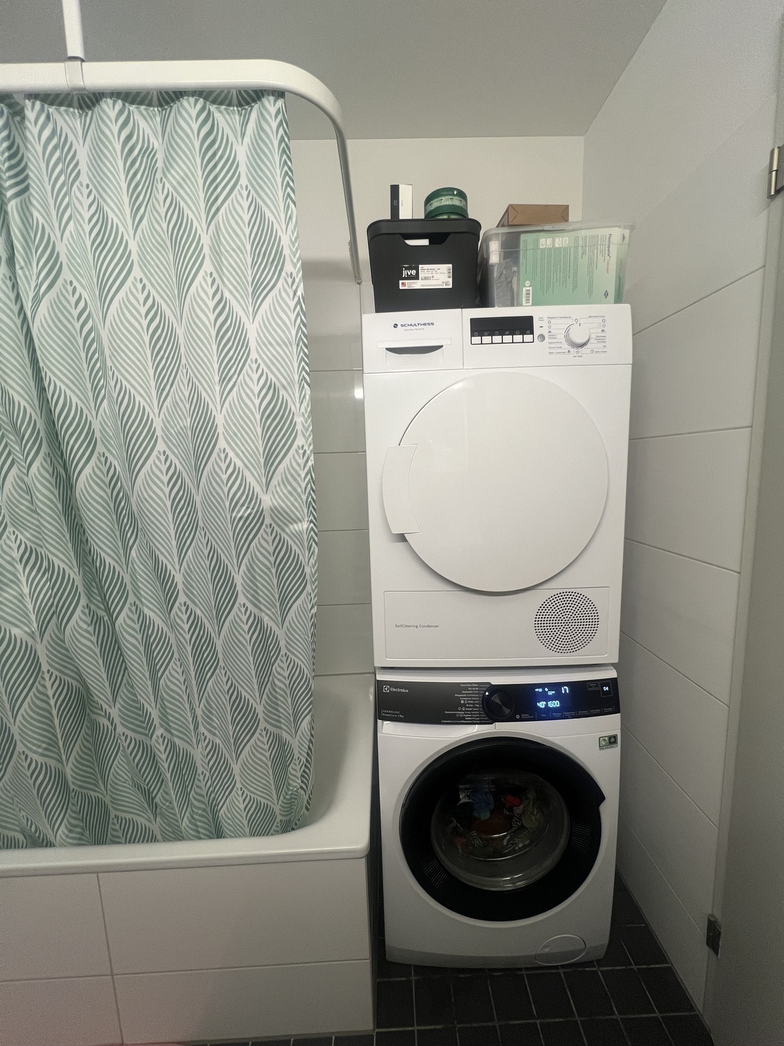 Photo 8