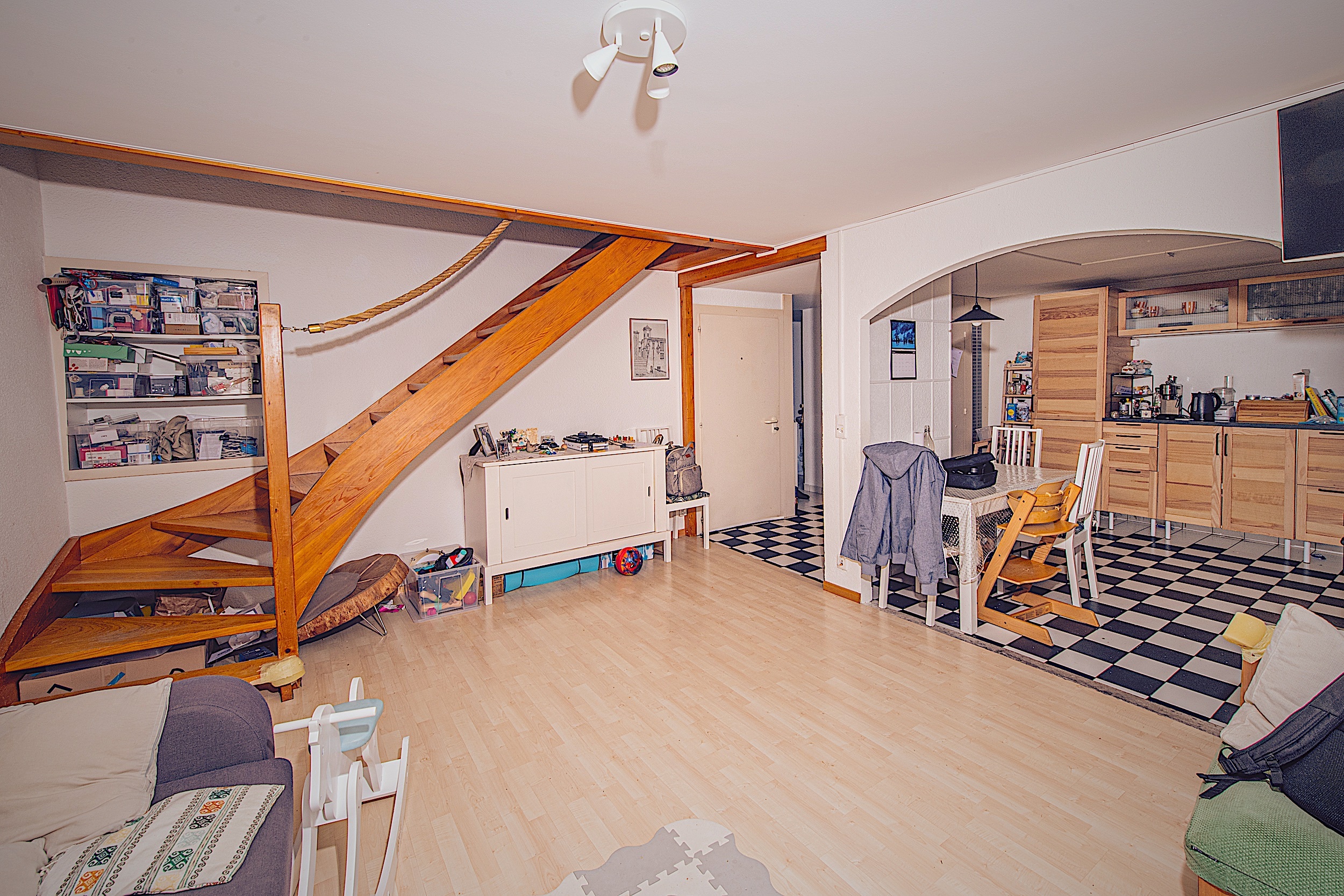 Photo 8