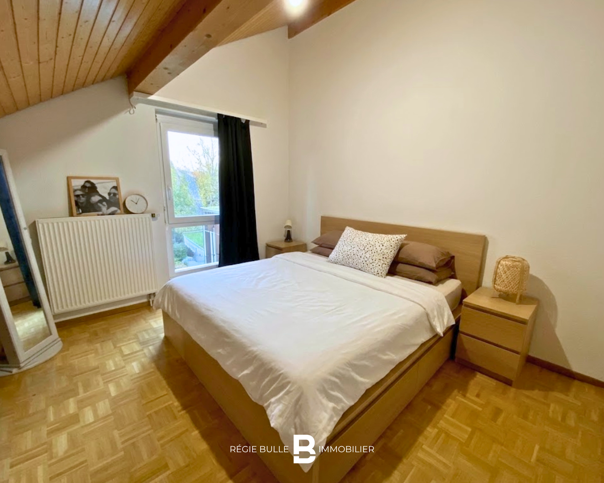 Interior view 3