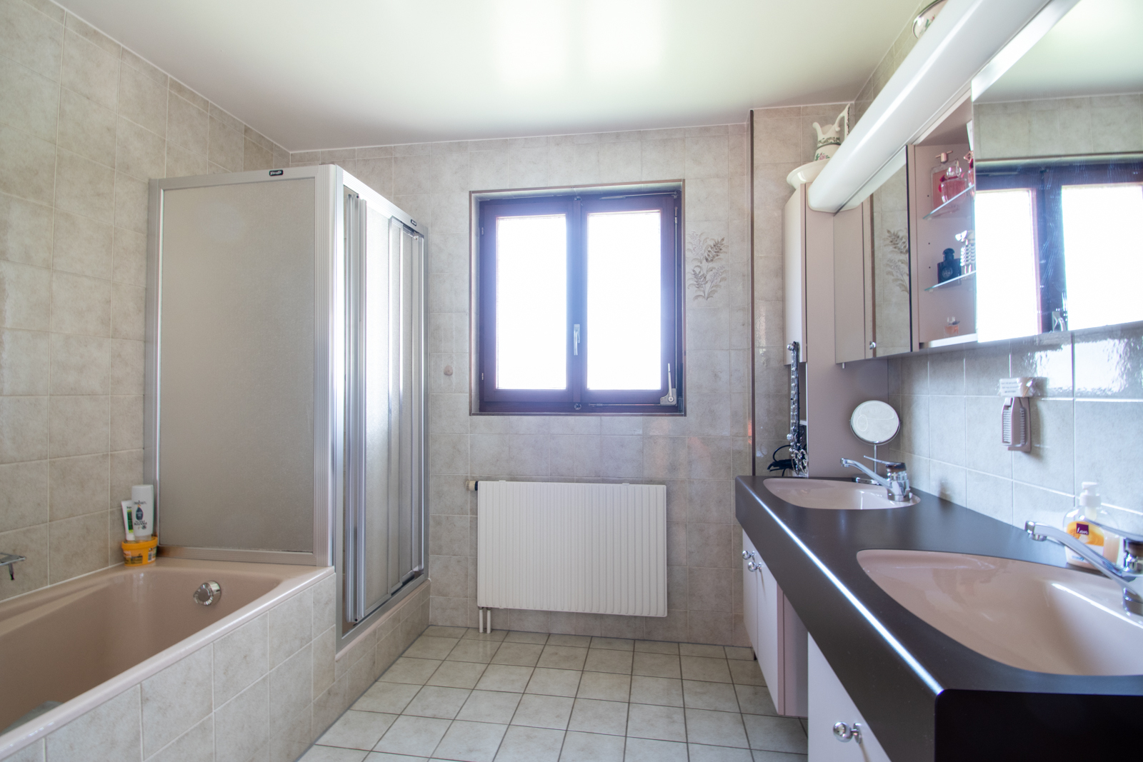 Interior view 4