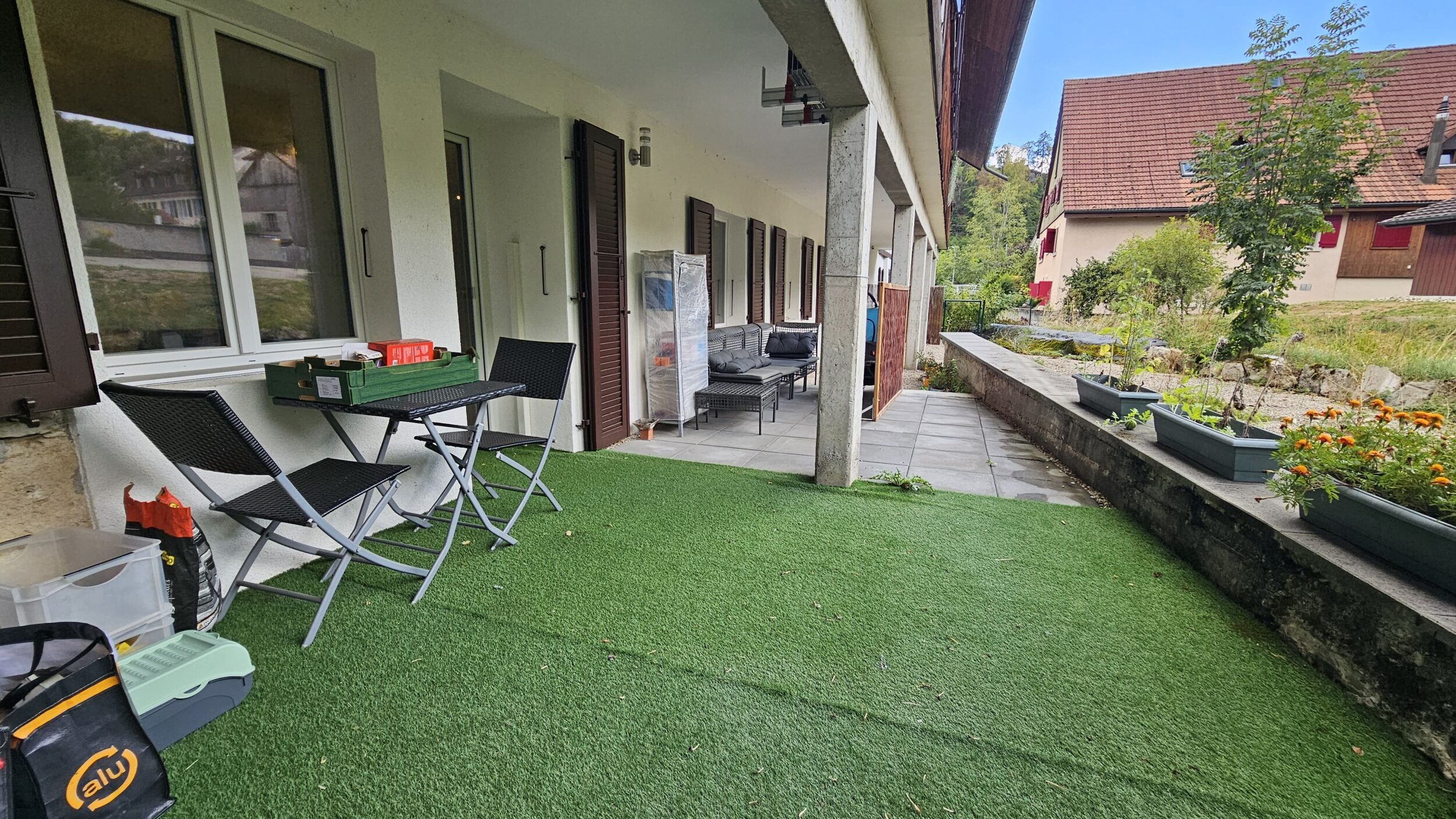 Photo 12