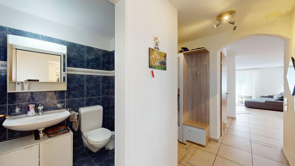 Photo 6