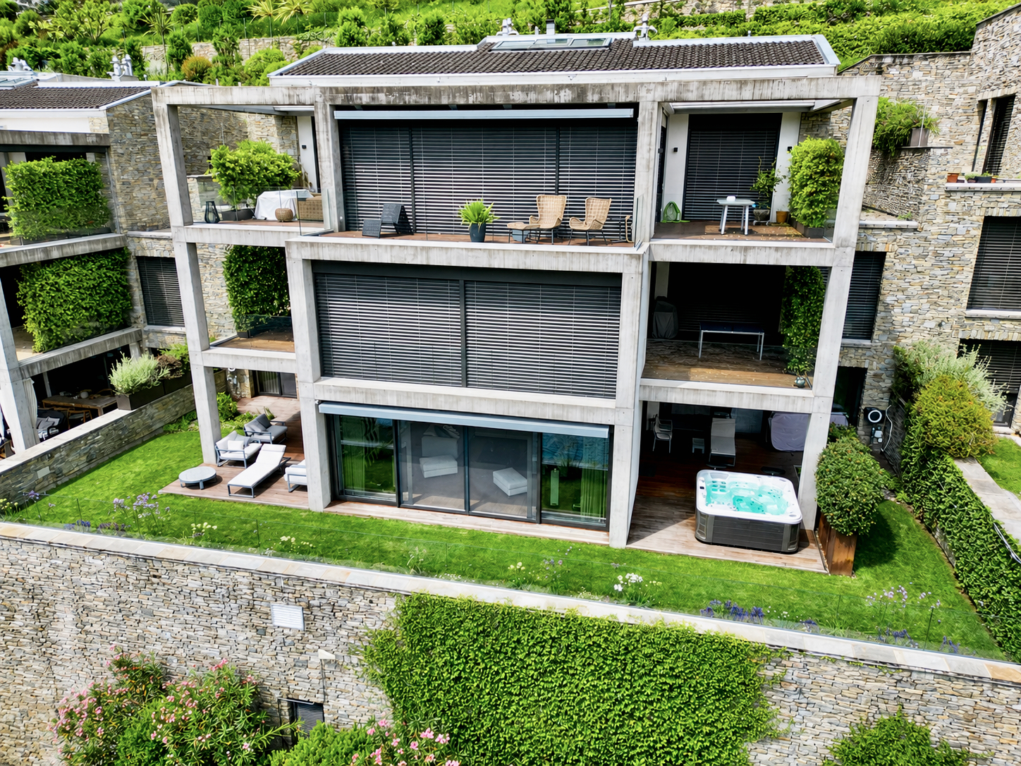 Vista esteriore 3