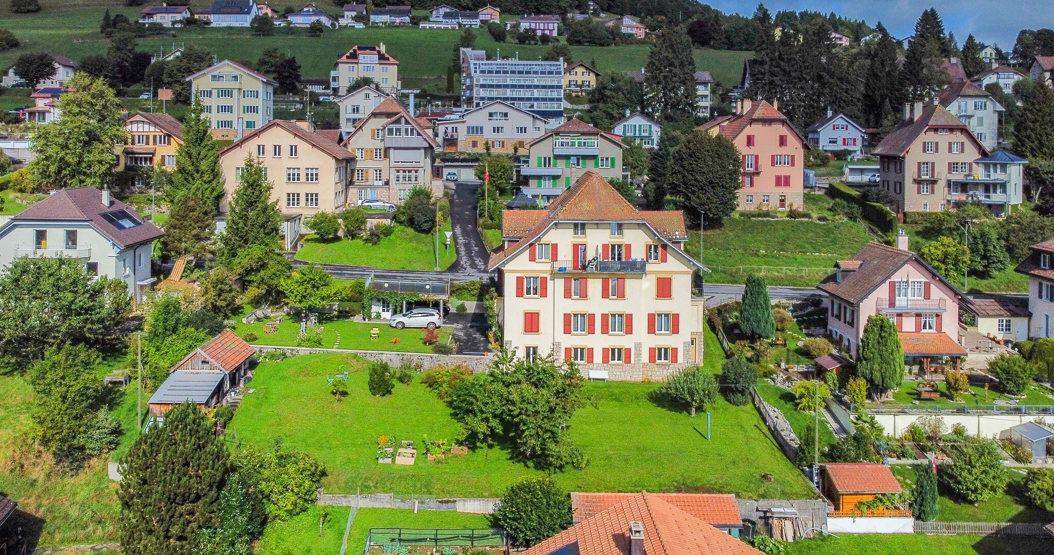 Vue aérienne       Vue aérienne