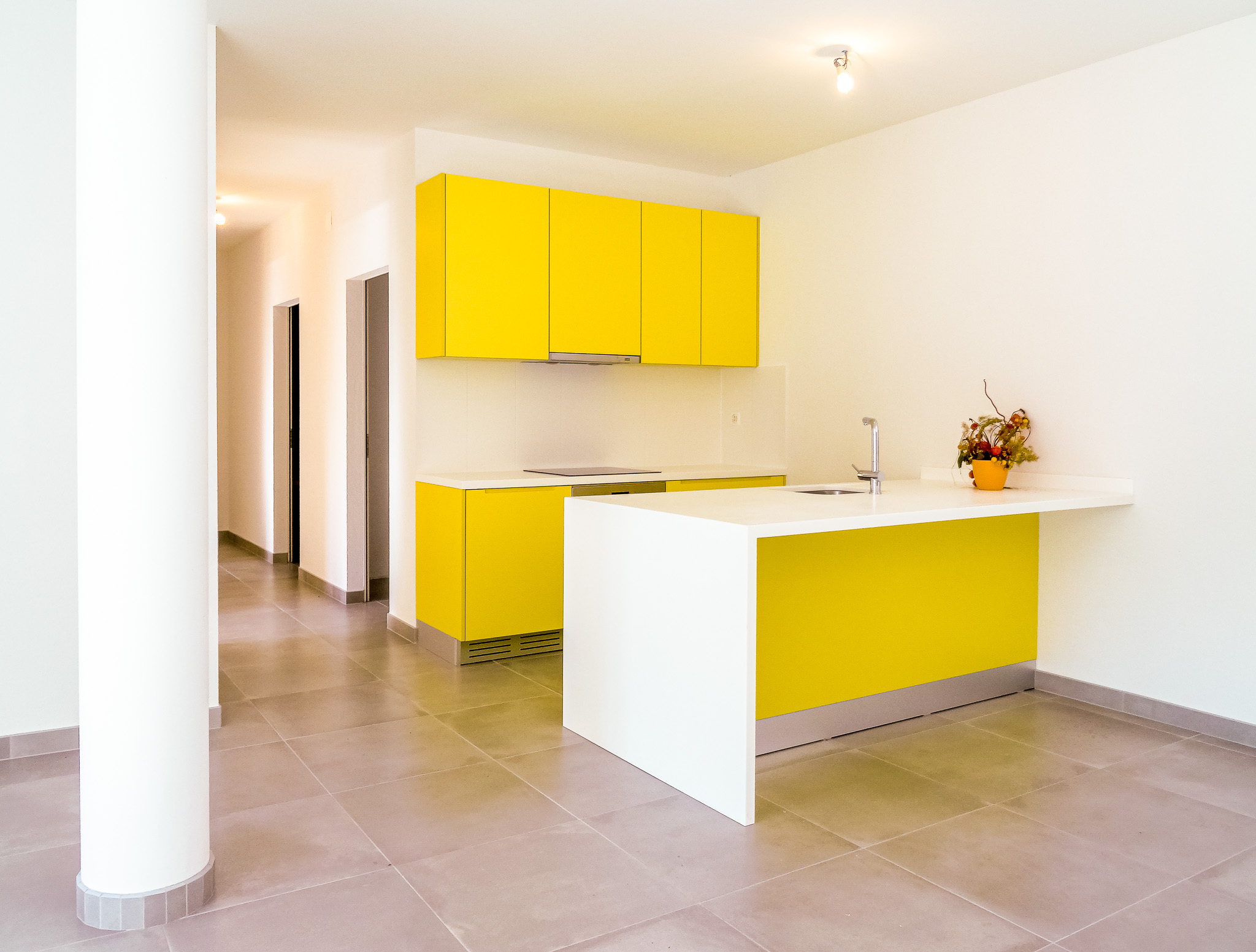 Appt de 3.5 pces - cuisine agencée ouverte au rez-de-chaussée Appt de 3.5 pces - cuisine agencée ouverte au rez-de-chaussée