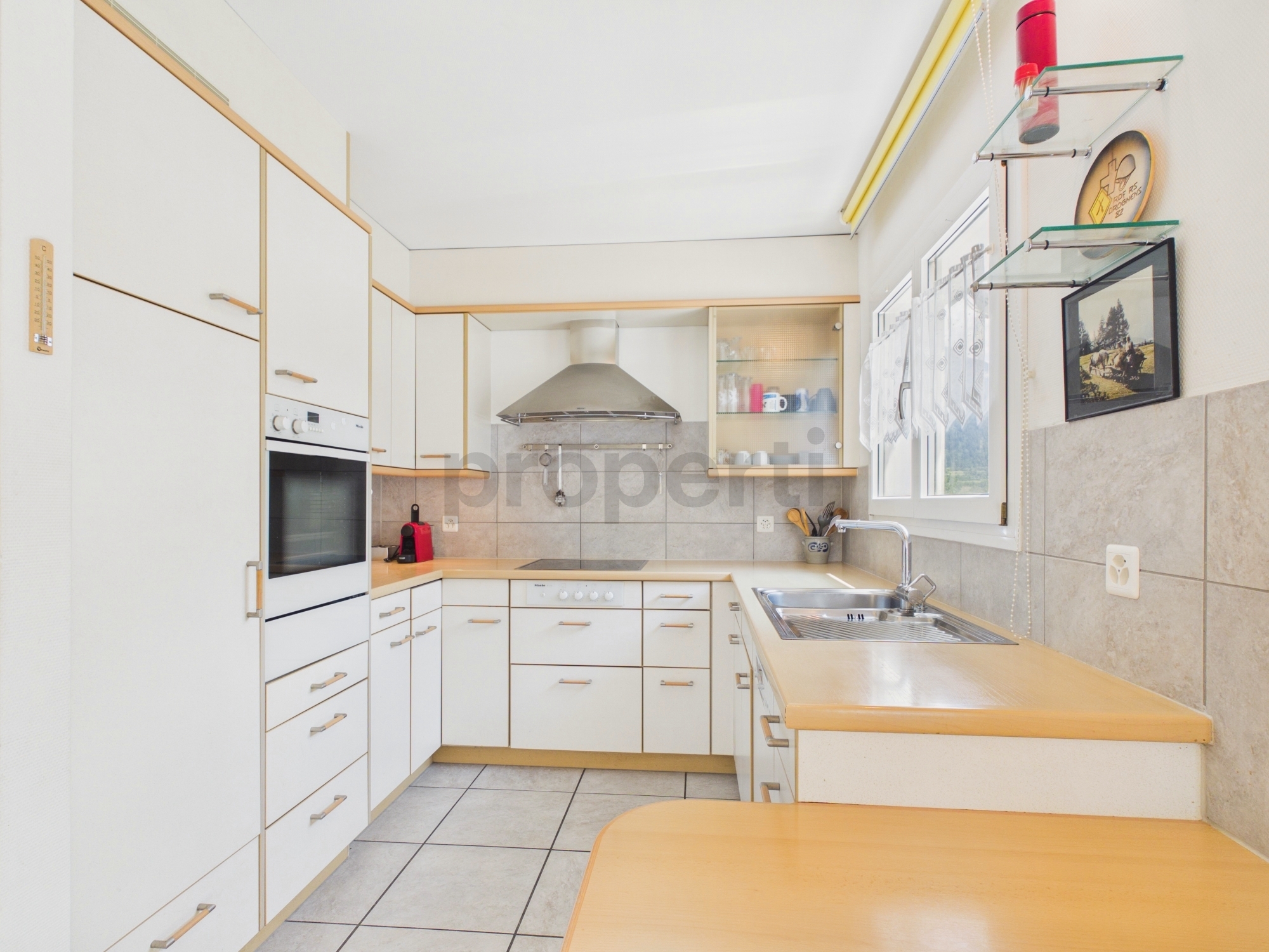 Image 4 Image 4