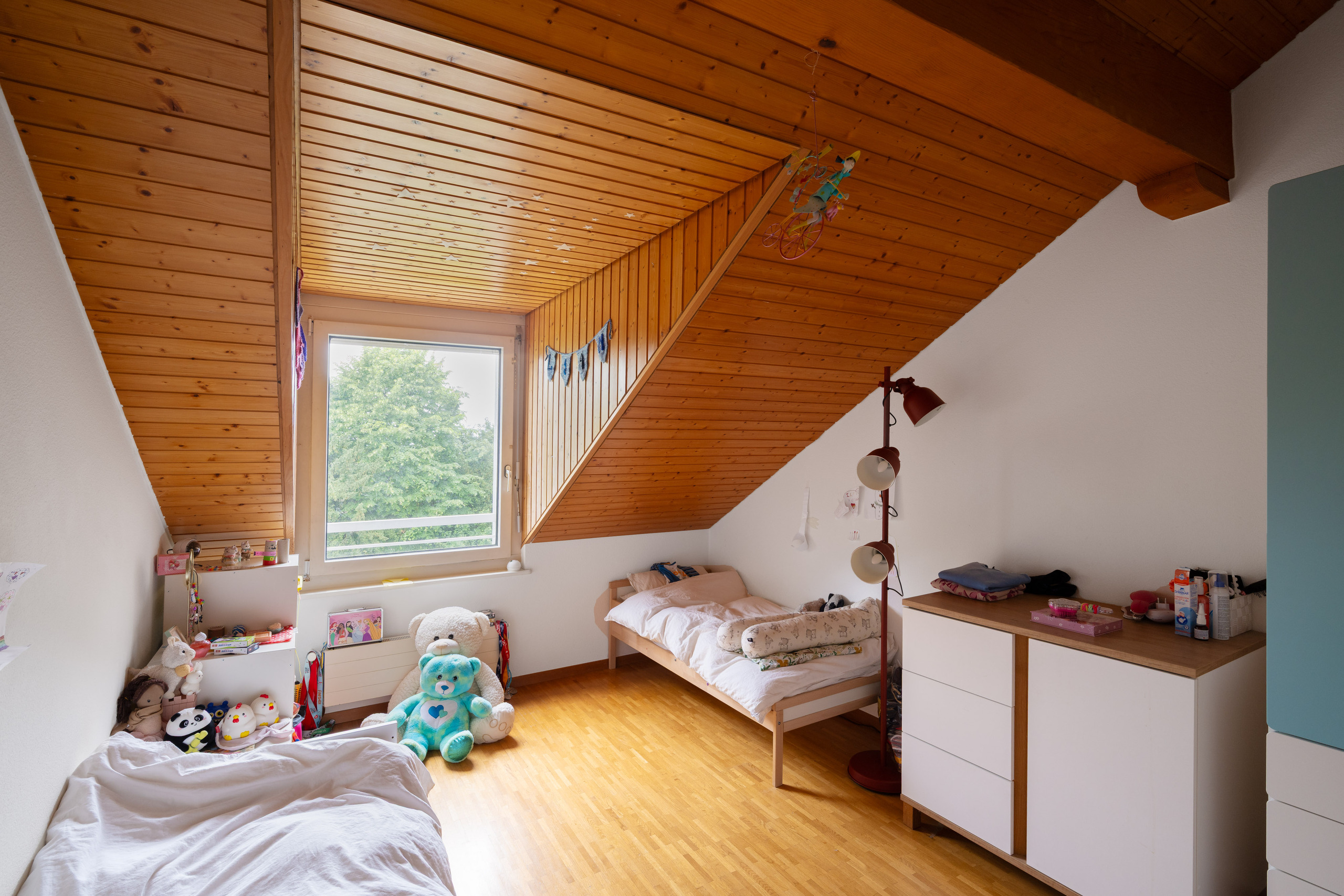 Interior view 10