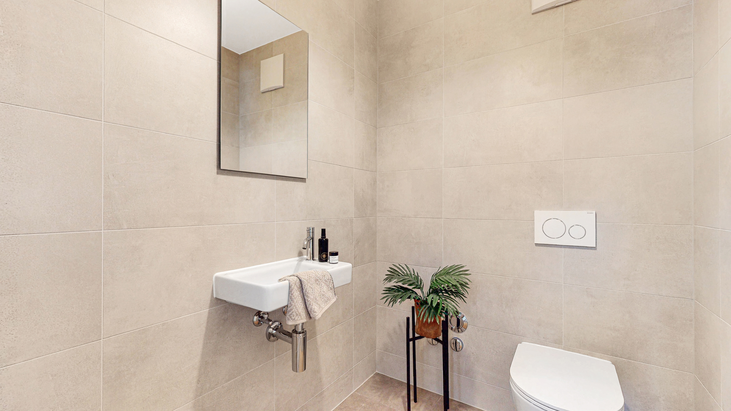 Besuchertoiletten im Erdgeschoss