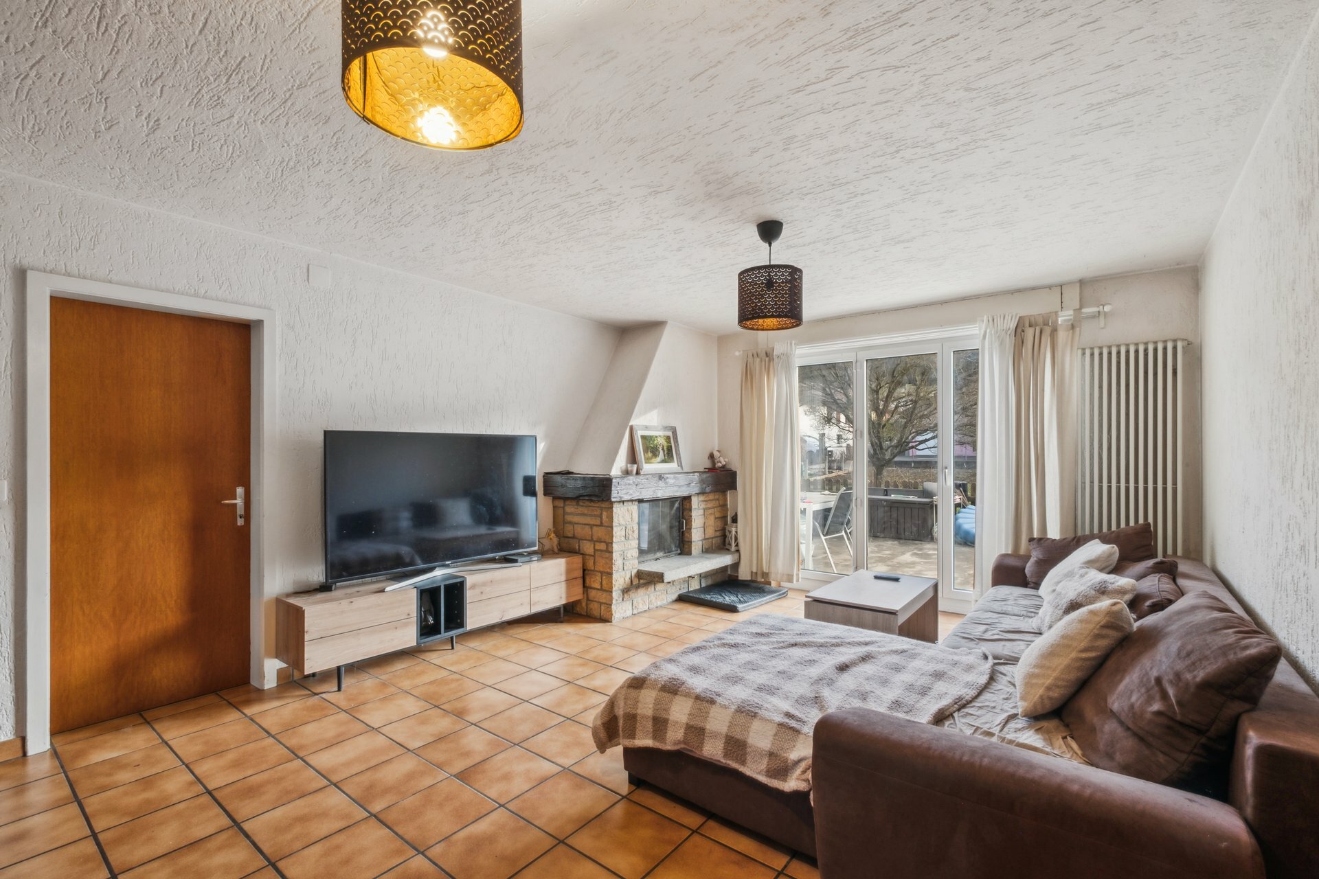 Appartement de 4 pièces au rez-de-chaussée