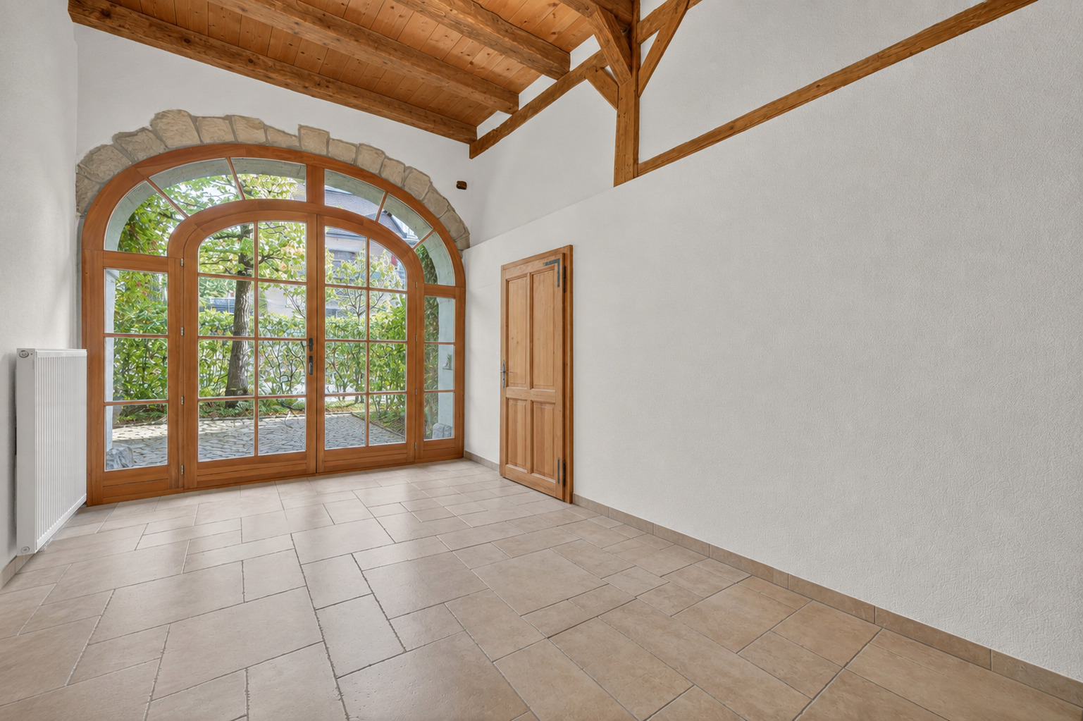 Interior view 6
