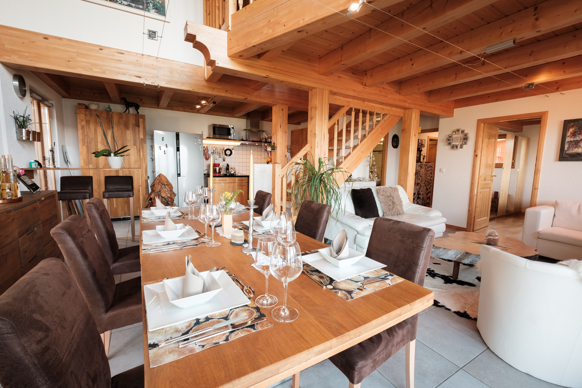 Dining Dining