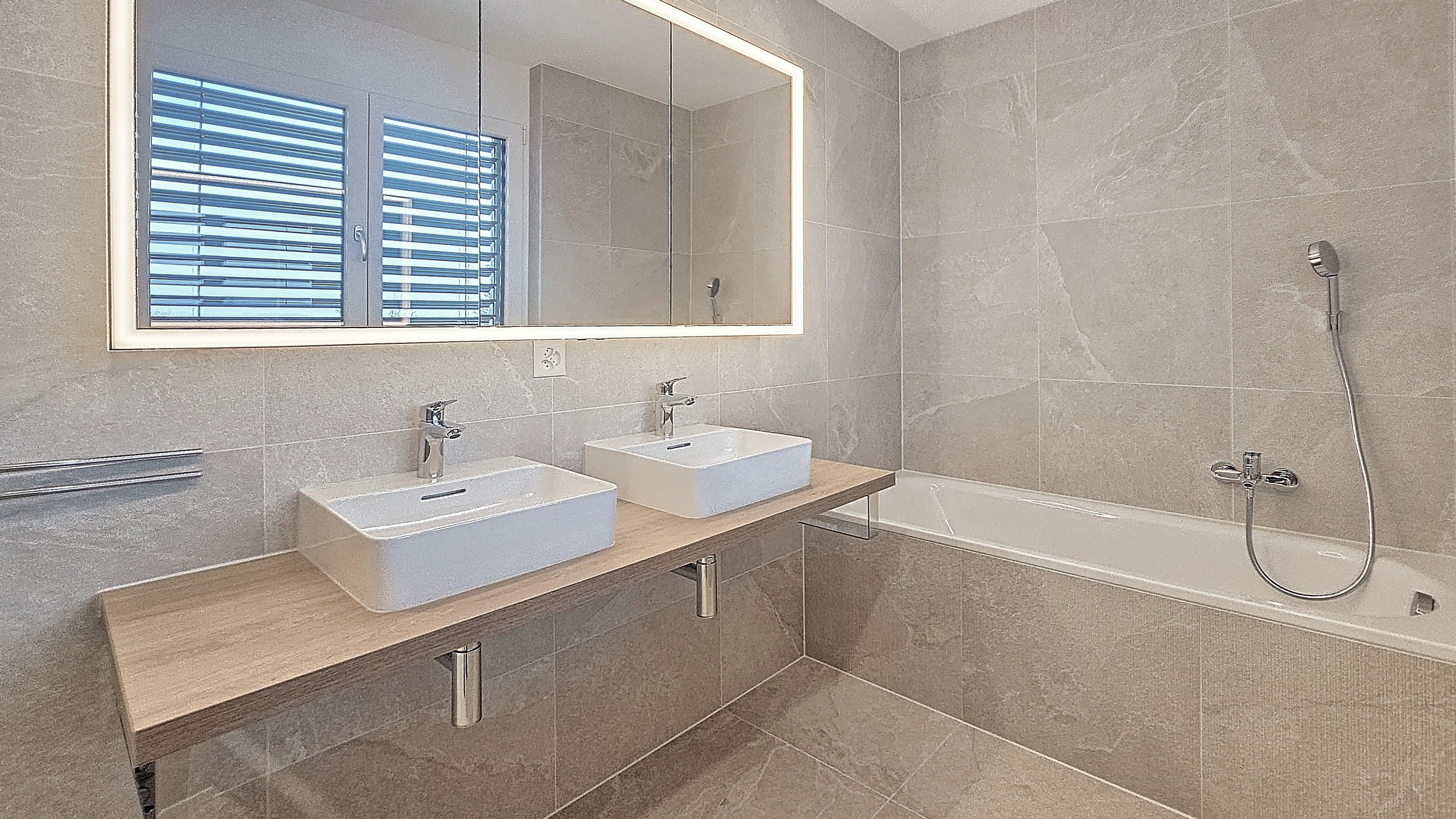 Salle de bain 2 - 1er étage