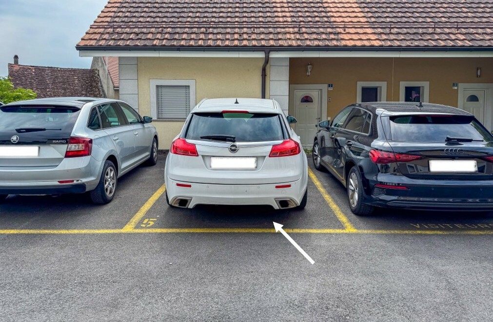 Place de parc extérieure Place de parc extérieure