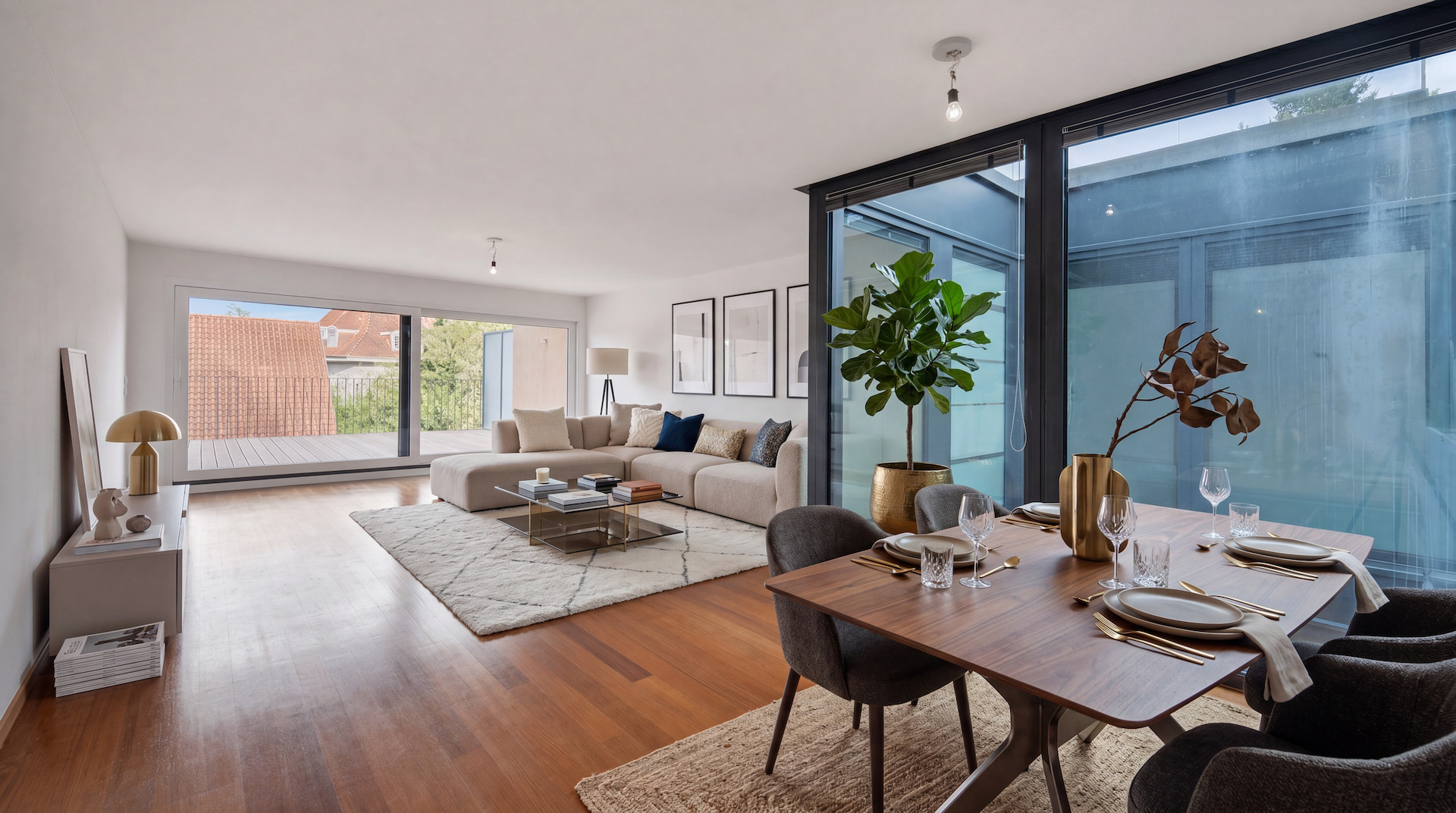 Interior view 4