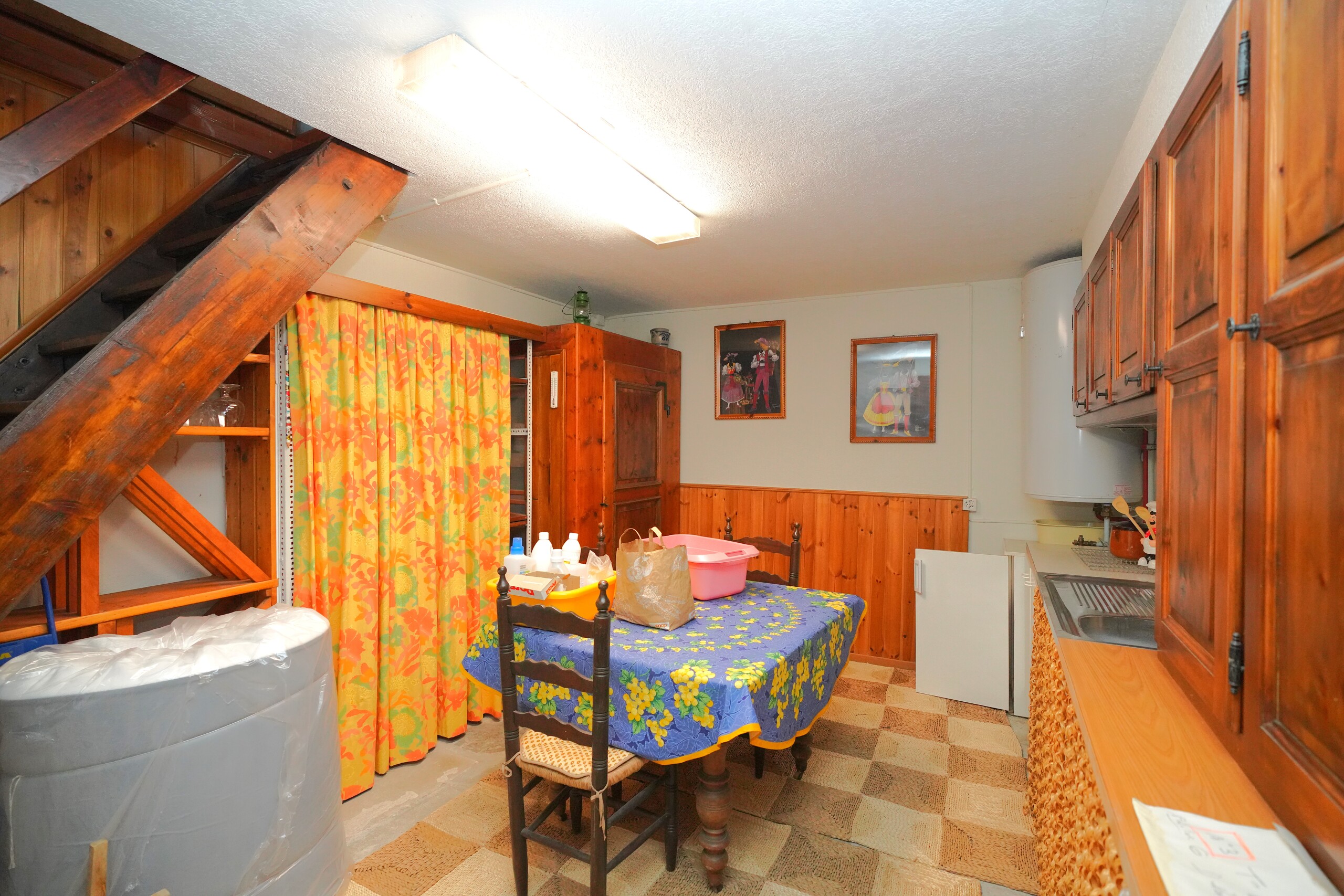 Carnotzet au sous-sol Carnotzet au sous-sol