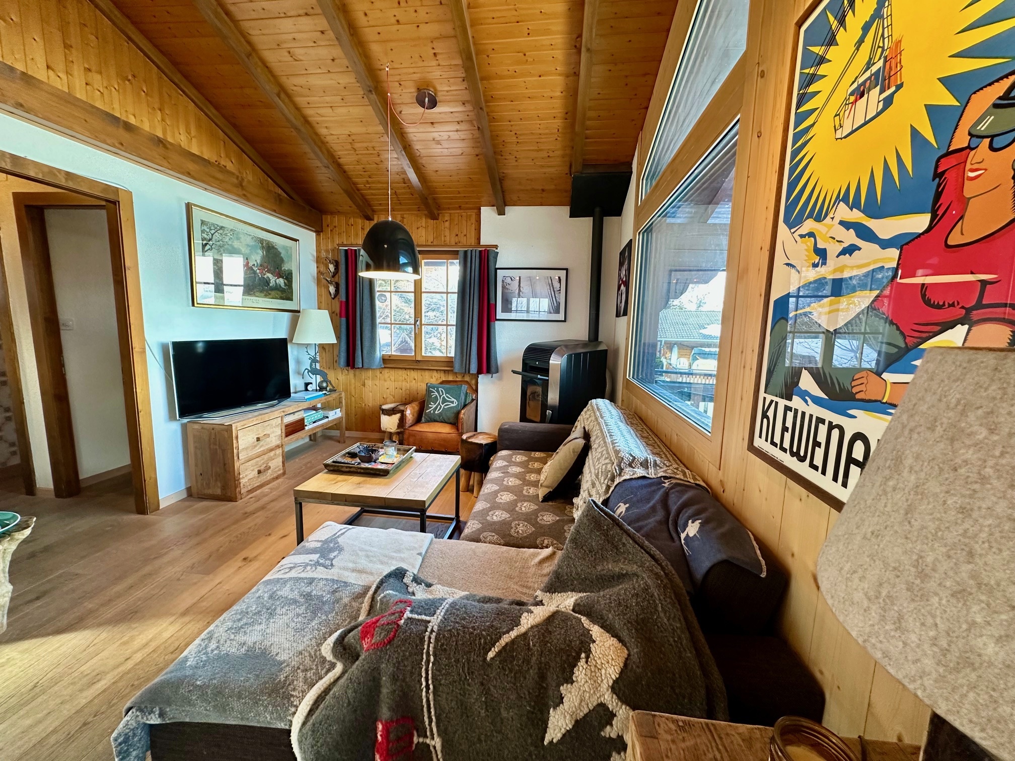 Interior view 3