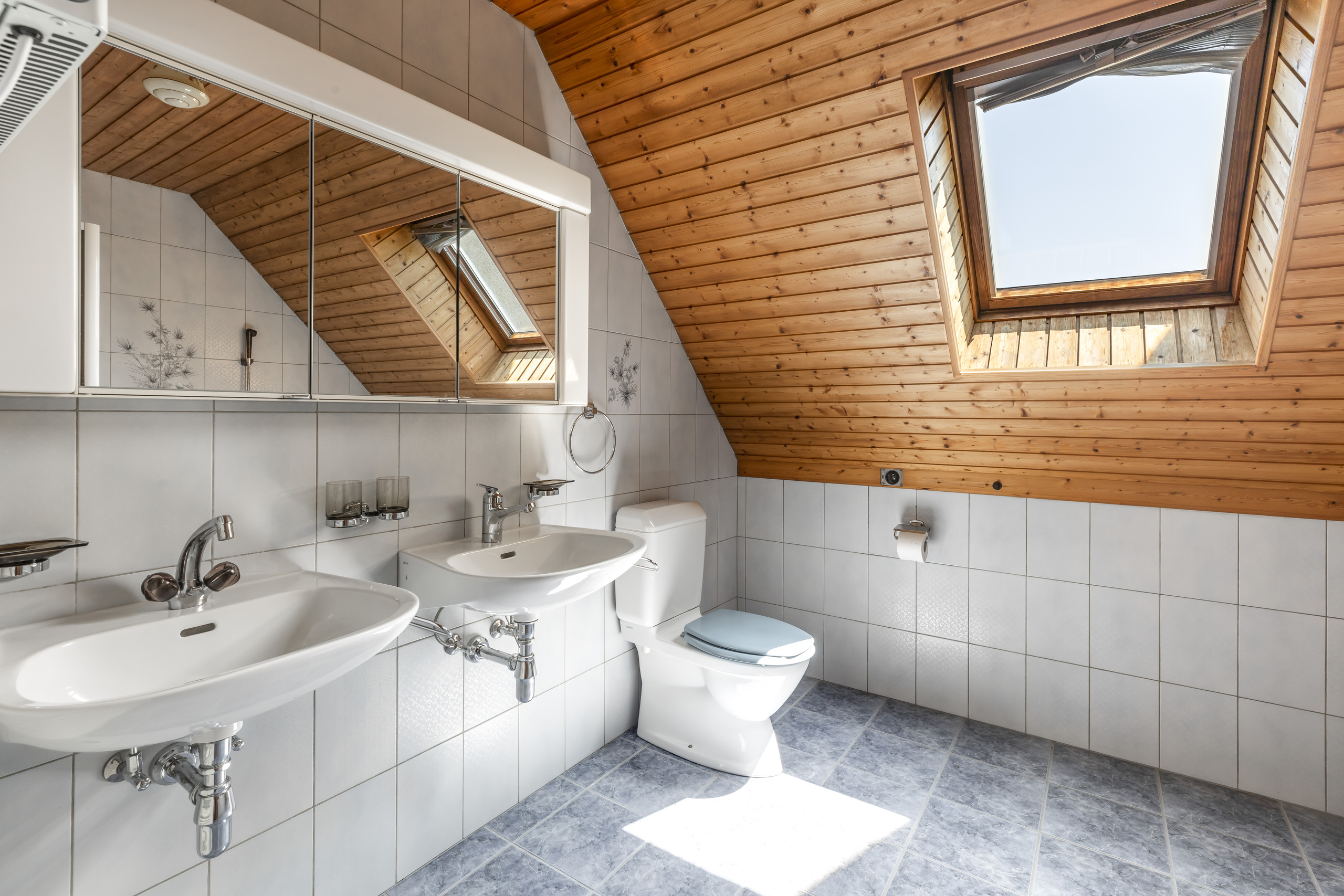 Salle de bains 1er étage Salle de bains 1er étage