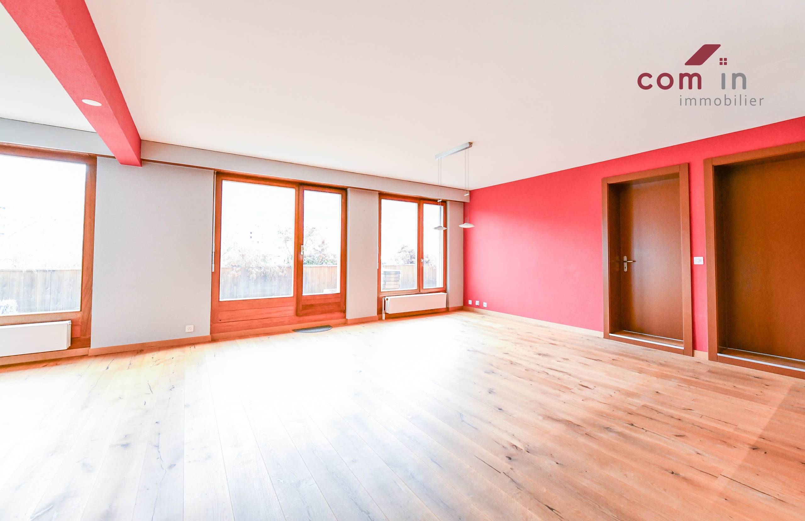 généreuse pièce à vivre de 36 m2