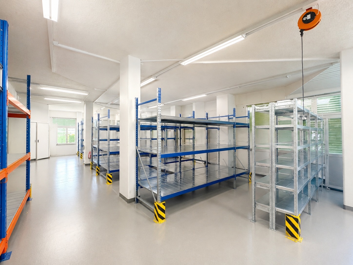 Interior view 2