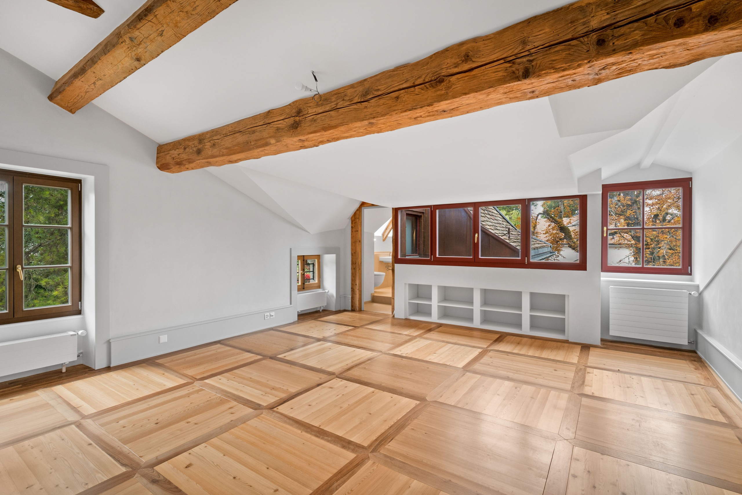 Interior view 5