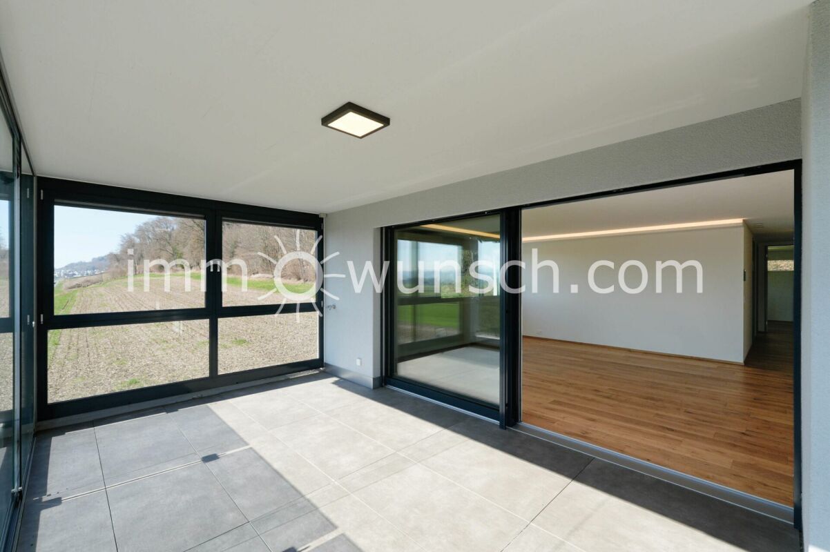 Firstview