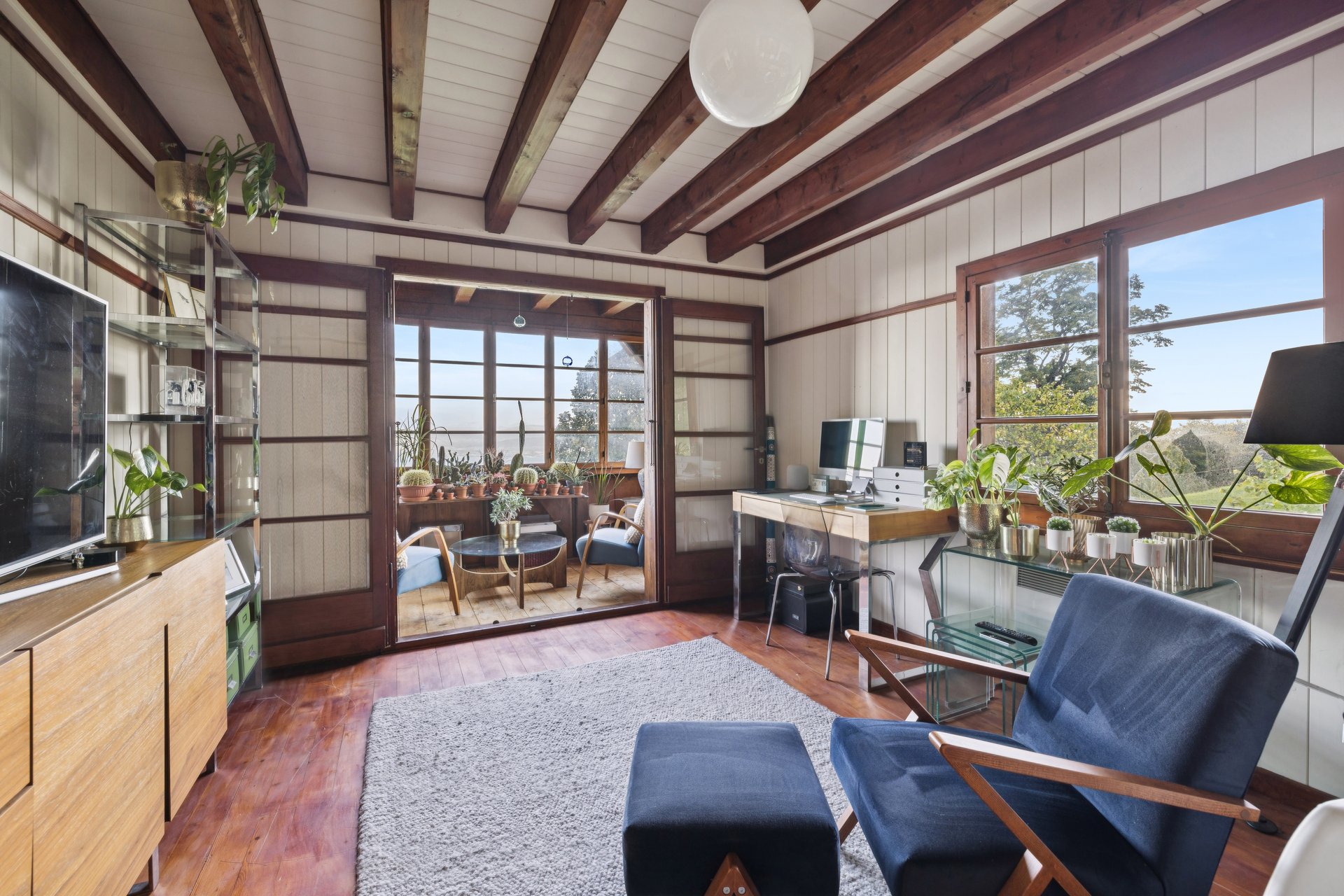 Salon depuis le petit chalet