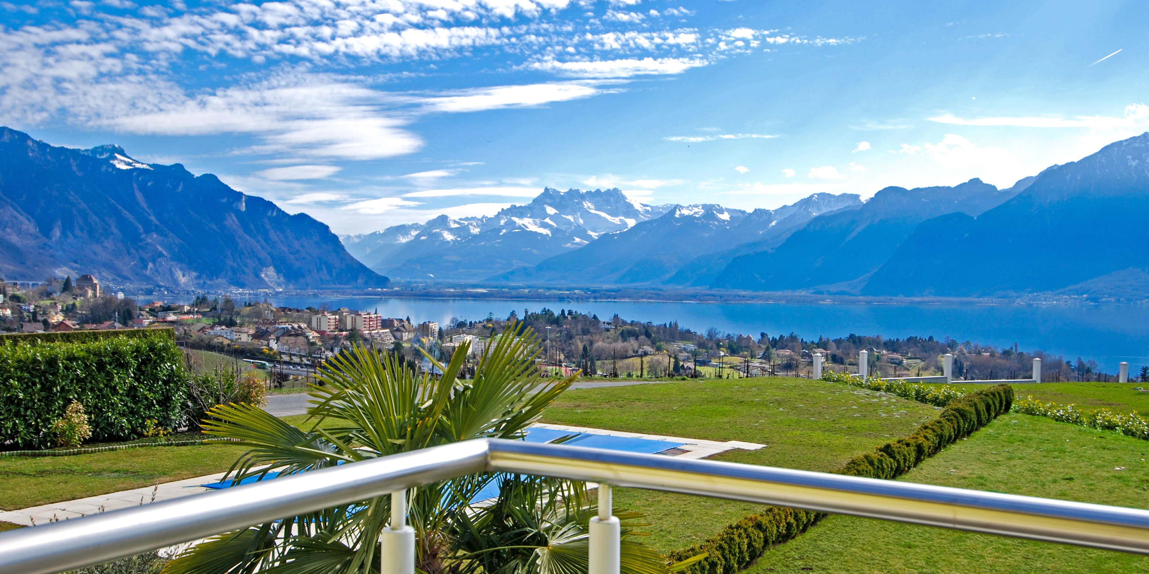 Villa, appartement, maison de maître avec vue sur le lac à Montreux, Vevey, Blonay, Saint-Légier et La Tour-de-Peilz