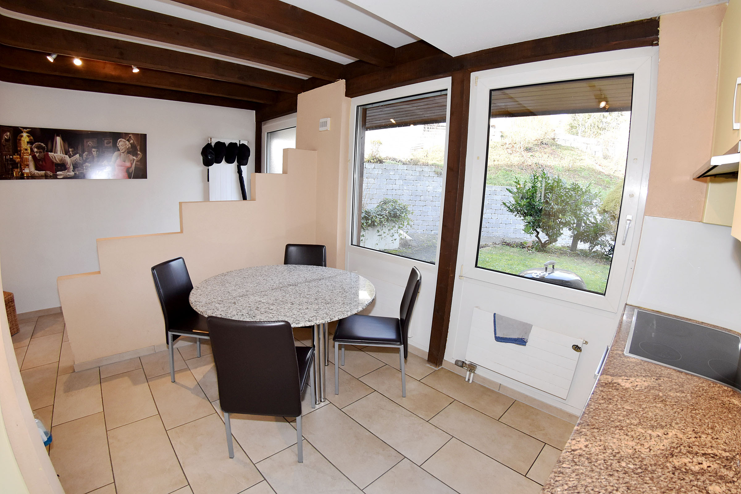 Wohnküche mit Essbereich