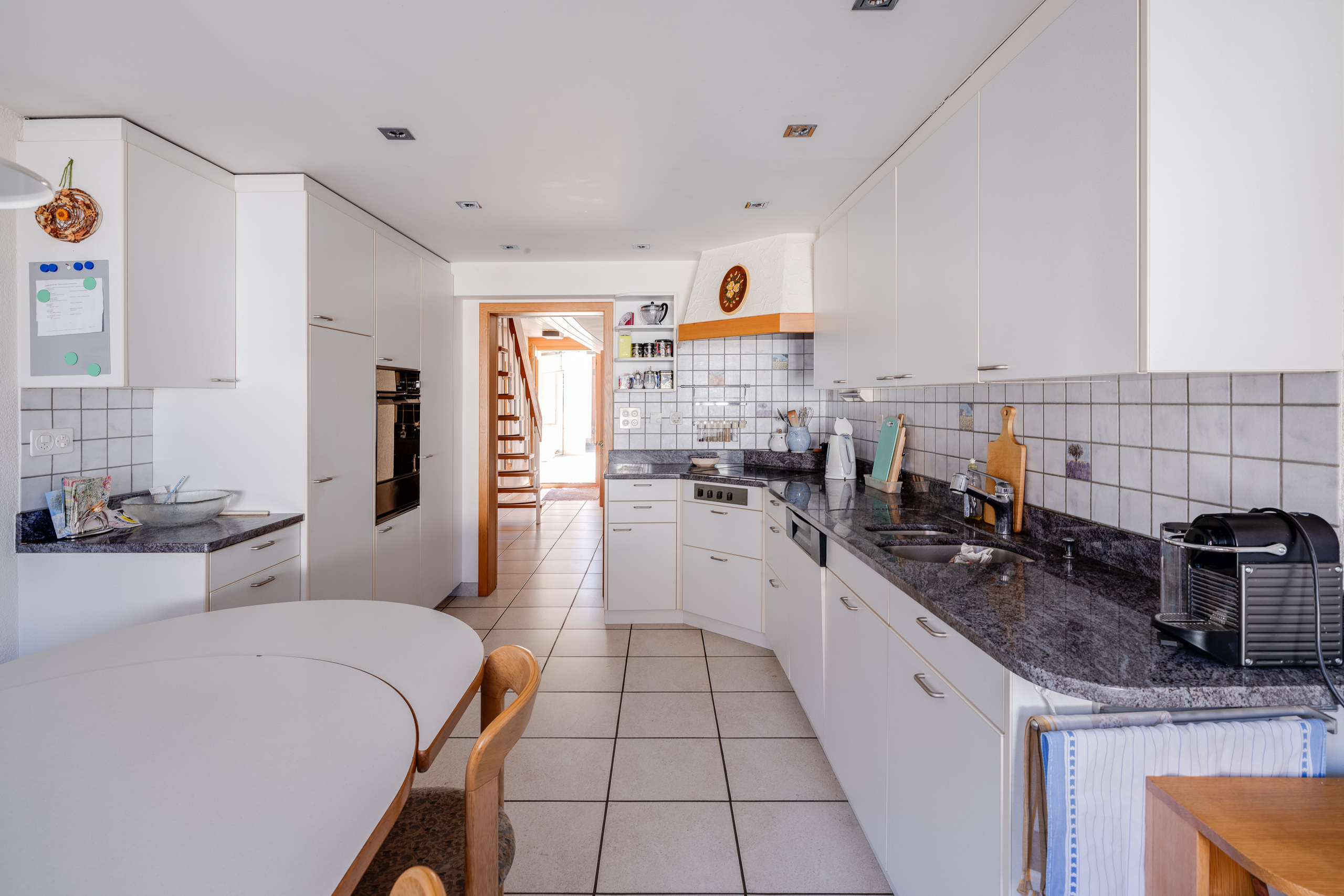WOHNUNG 1 - KÜCHE WOHNUNG 1 - KÜCHE