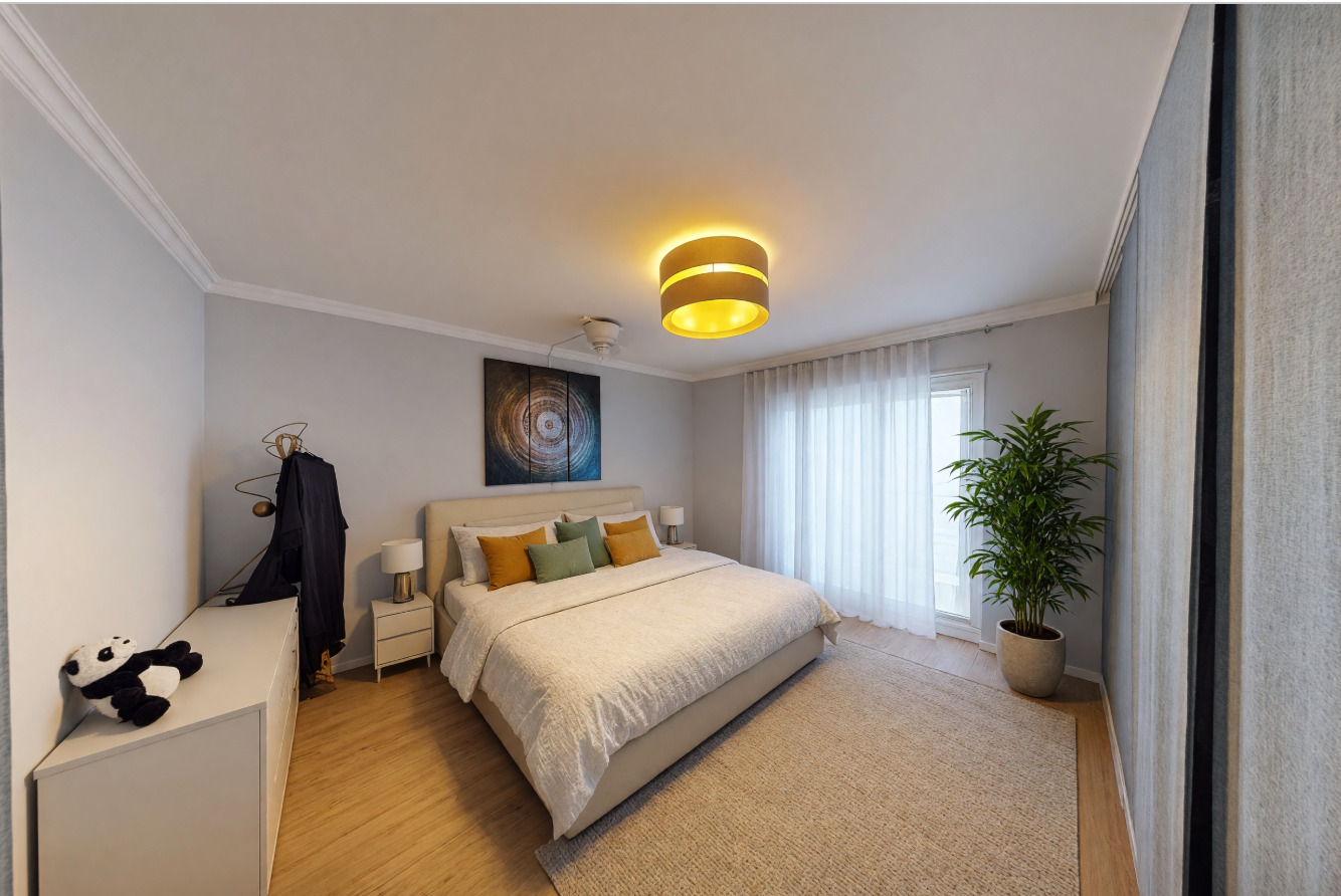 Interior view 6