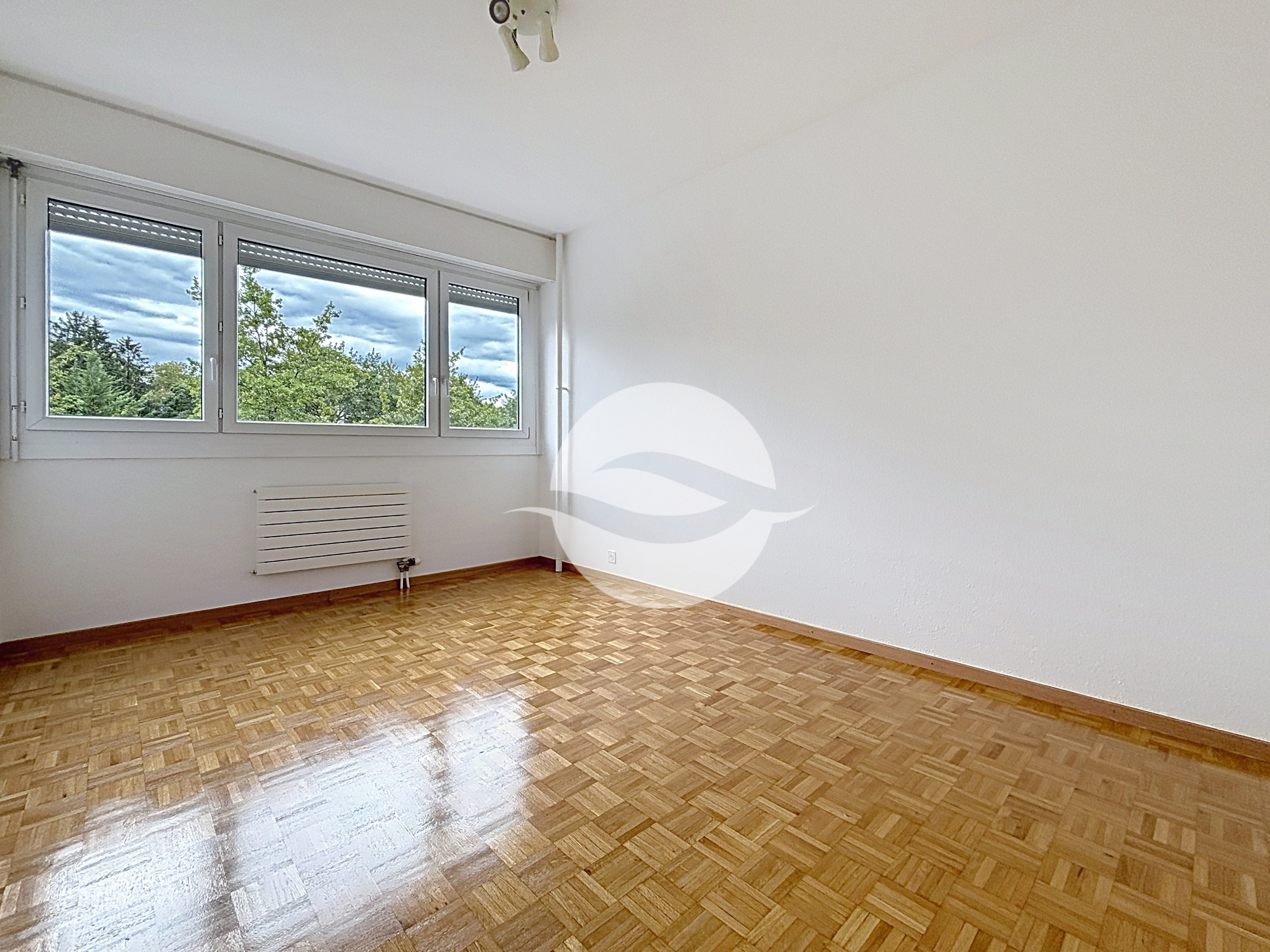 Chambre à coucher 1