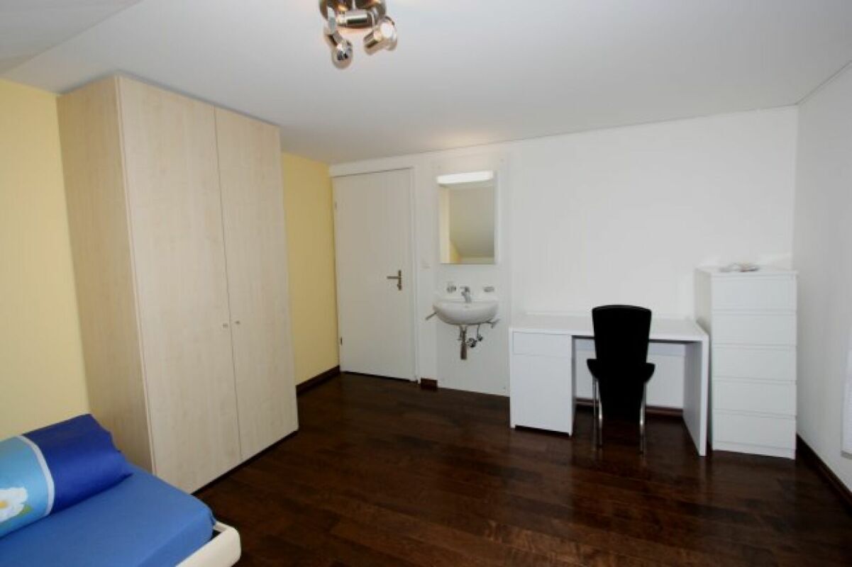 Picture 1
