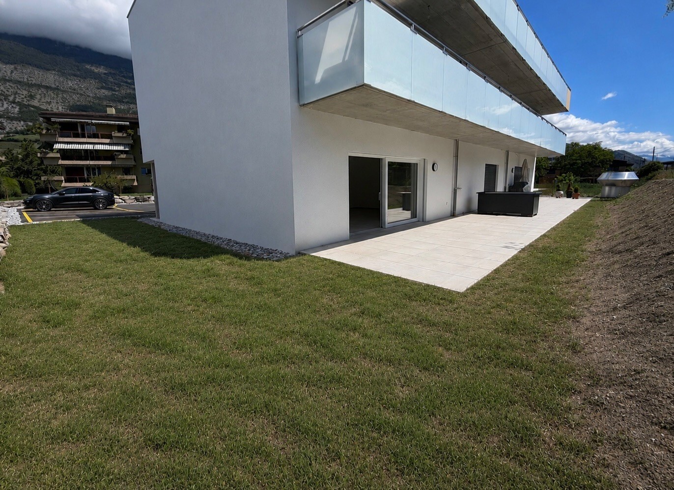Picture 12