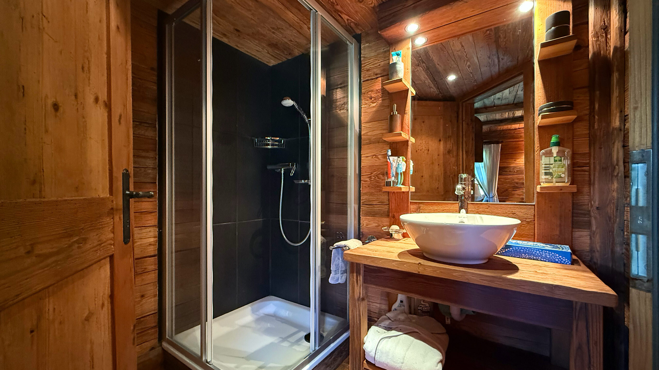 Salle de douche du mazot Salle de douche du mazot