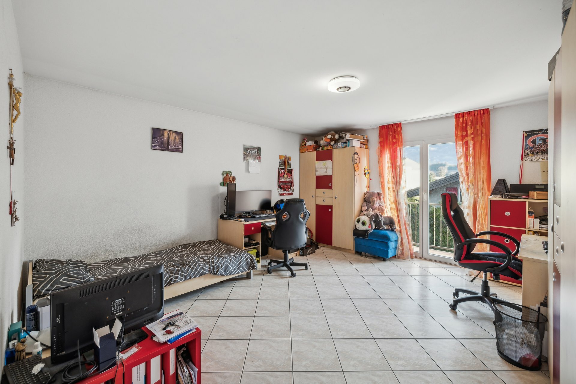 Photo 4