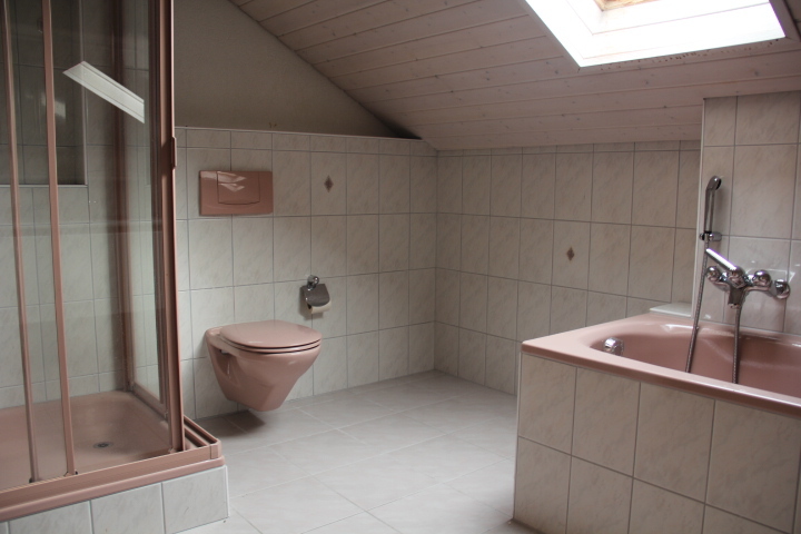 Badezimmer im OG