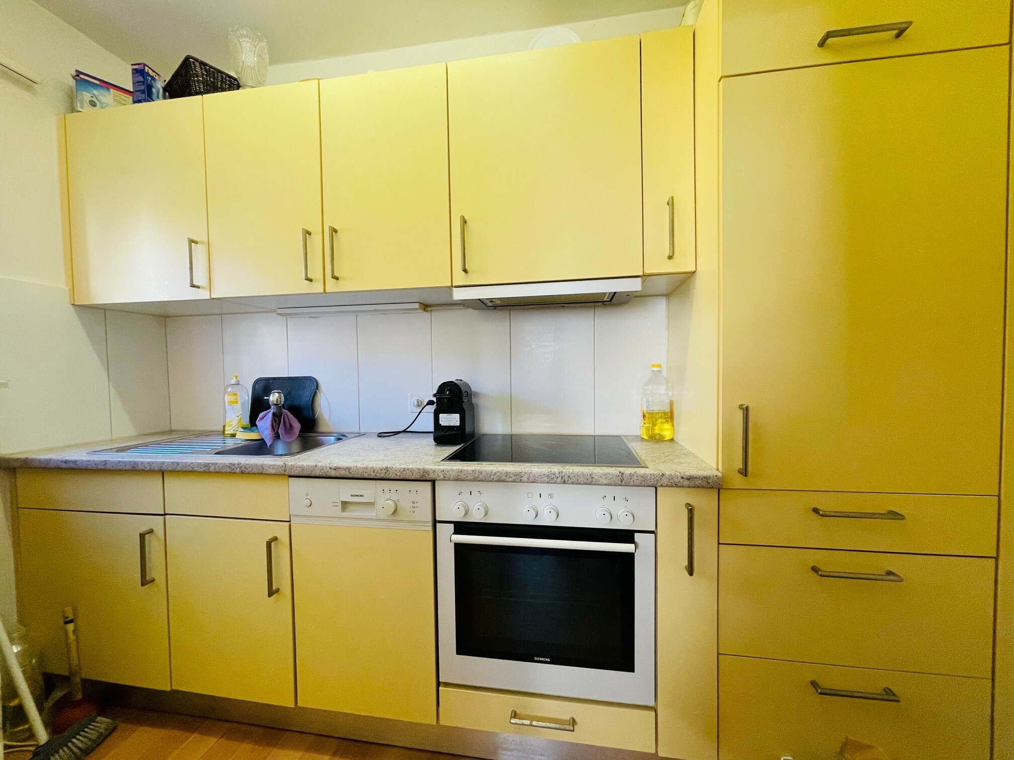 1.OG 2-Zimmer Wohnung Via Gottardo 52 Küche 1.OG 2-Zimmer Wohnung Via Gottardo 52 Küche